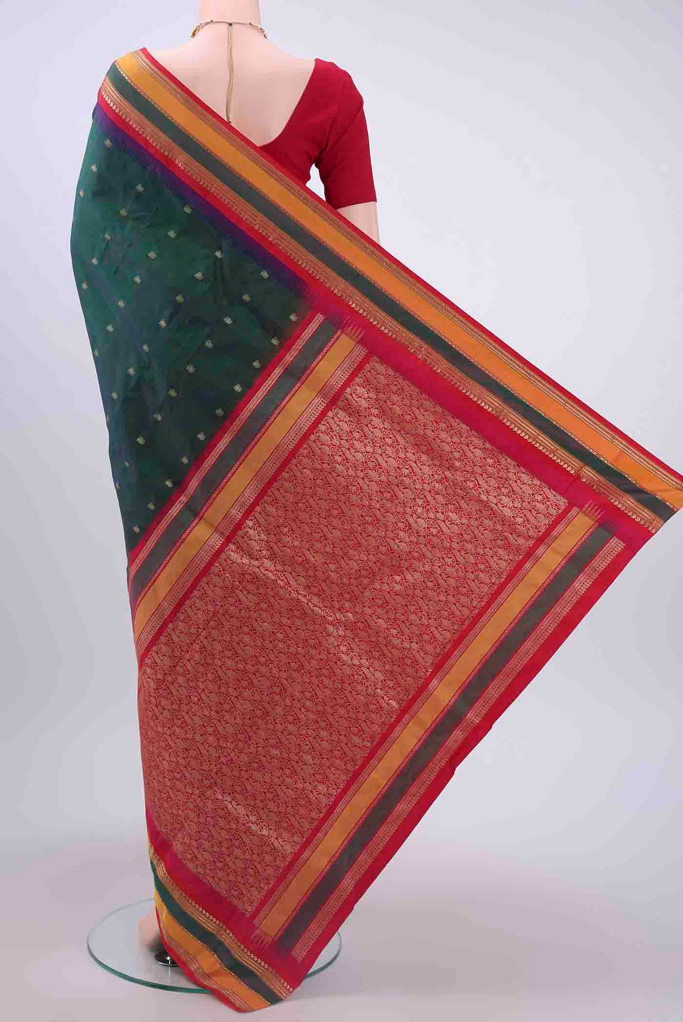 pallu body