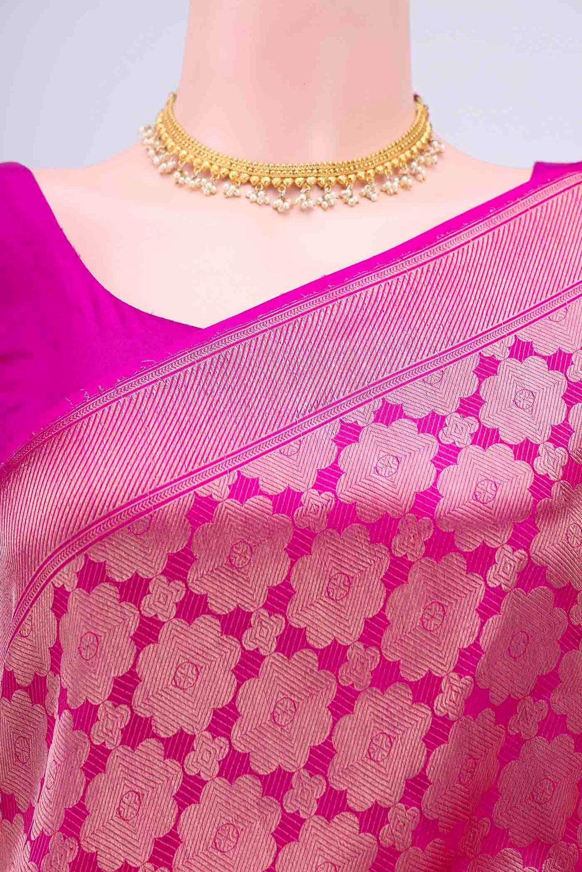 Border image of Rani Pink Dual Tone Banarasi Silk Saree with Zari Brocade on the body and Zari Border