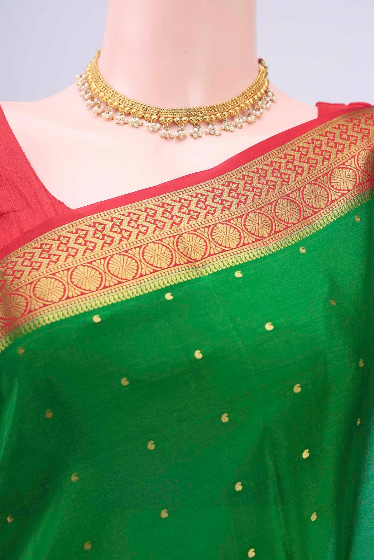 Border image of Green Mysore Crepe Saree with Zari Butta on the body and Zari Border