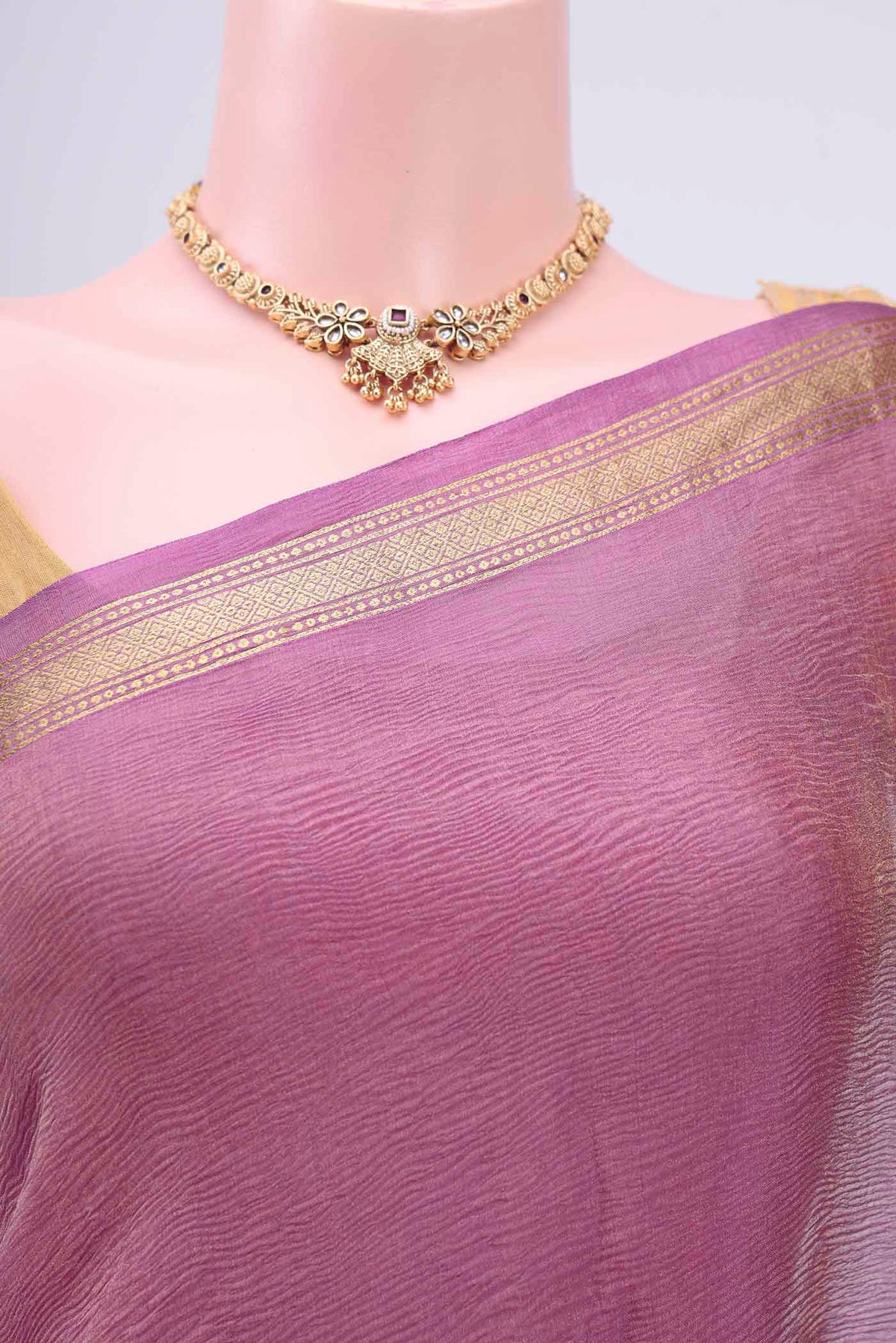 Border image of Pink Mysore Chiffon Saree with Plain Body and Zari Border