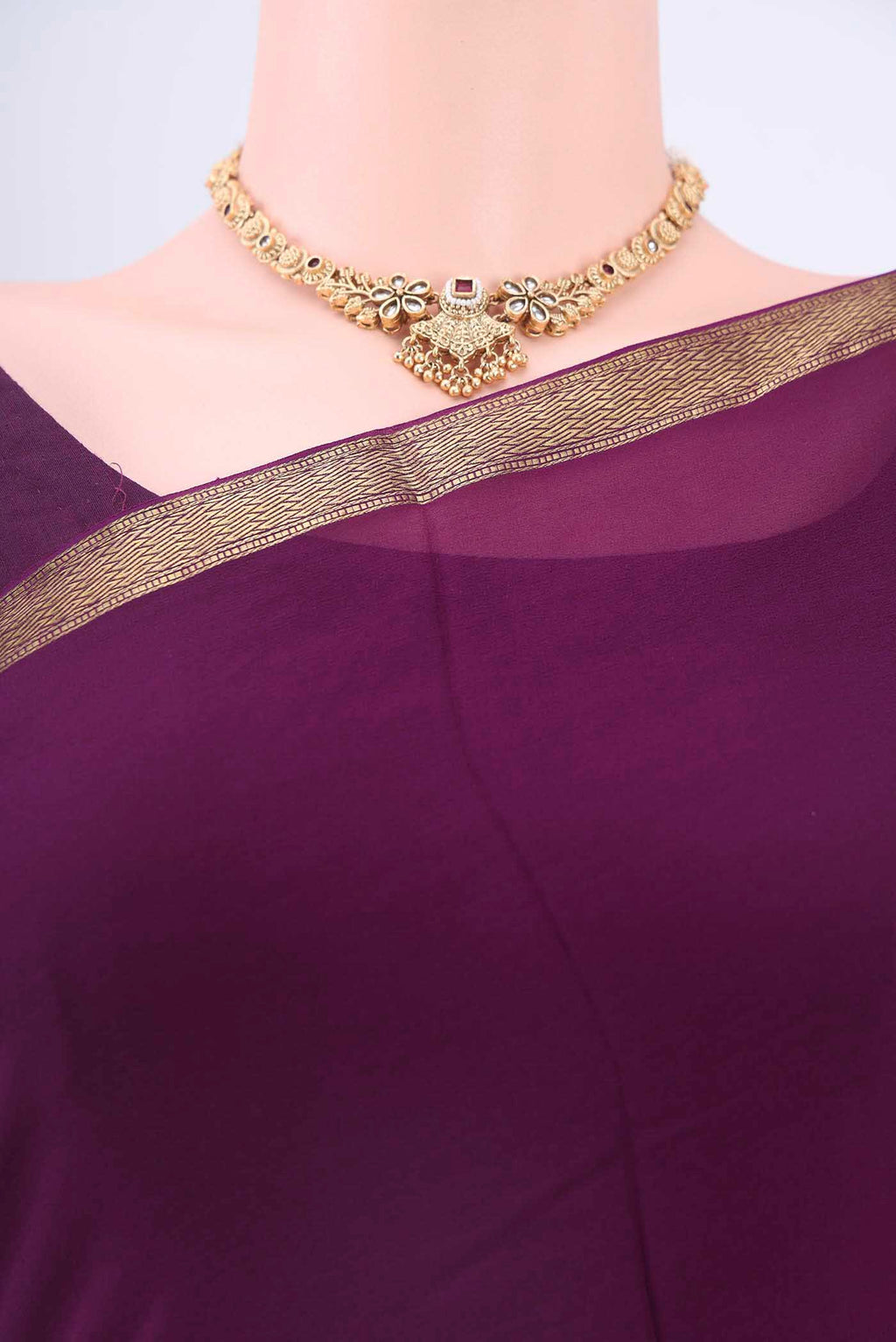 Border image of Violet Mysore Georgette Saree with Plain Body and Zari Border