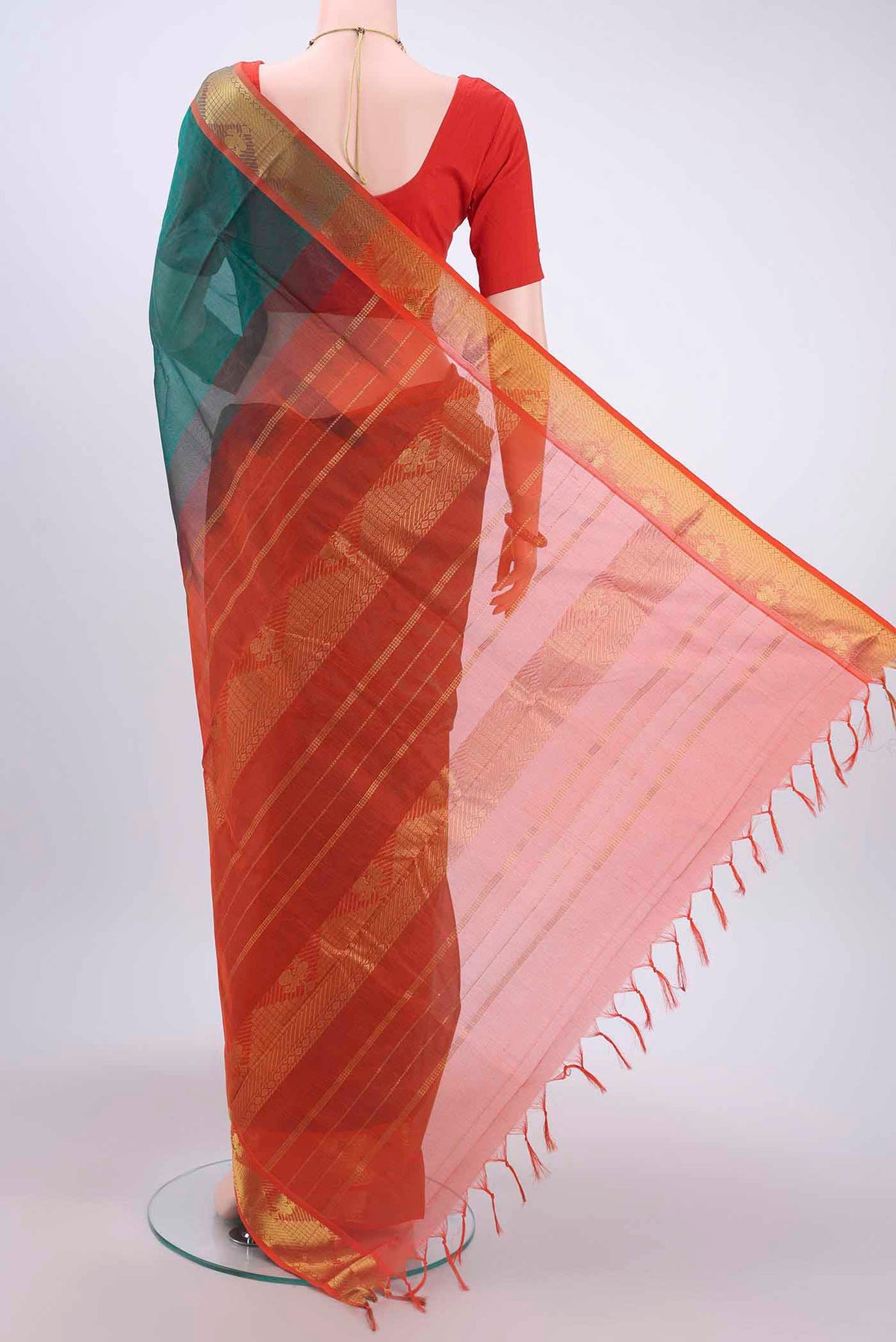Flat view of Sea Green Blended Coimbatore Silk Cotton Saree with Plain Body and Zari Border