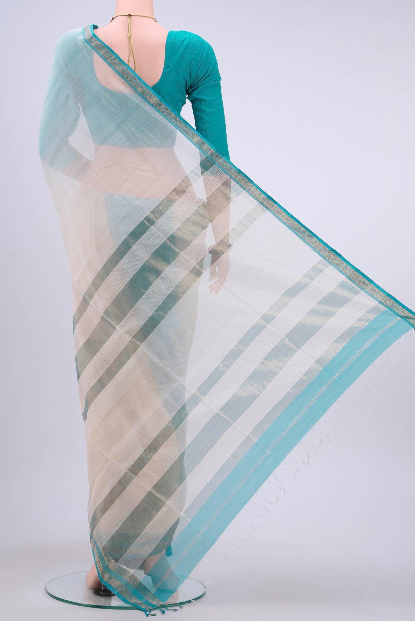 pallu body
