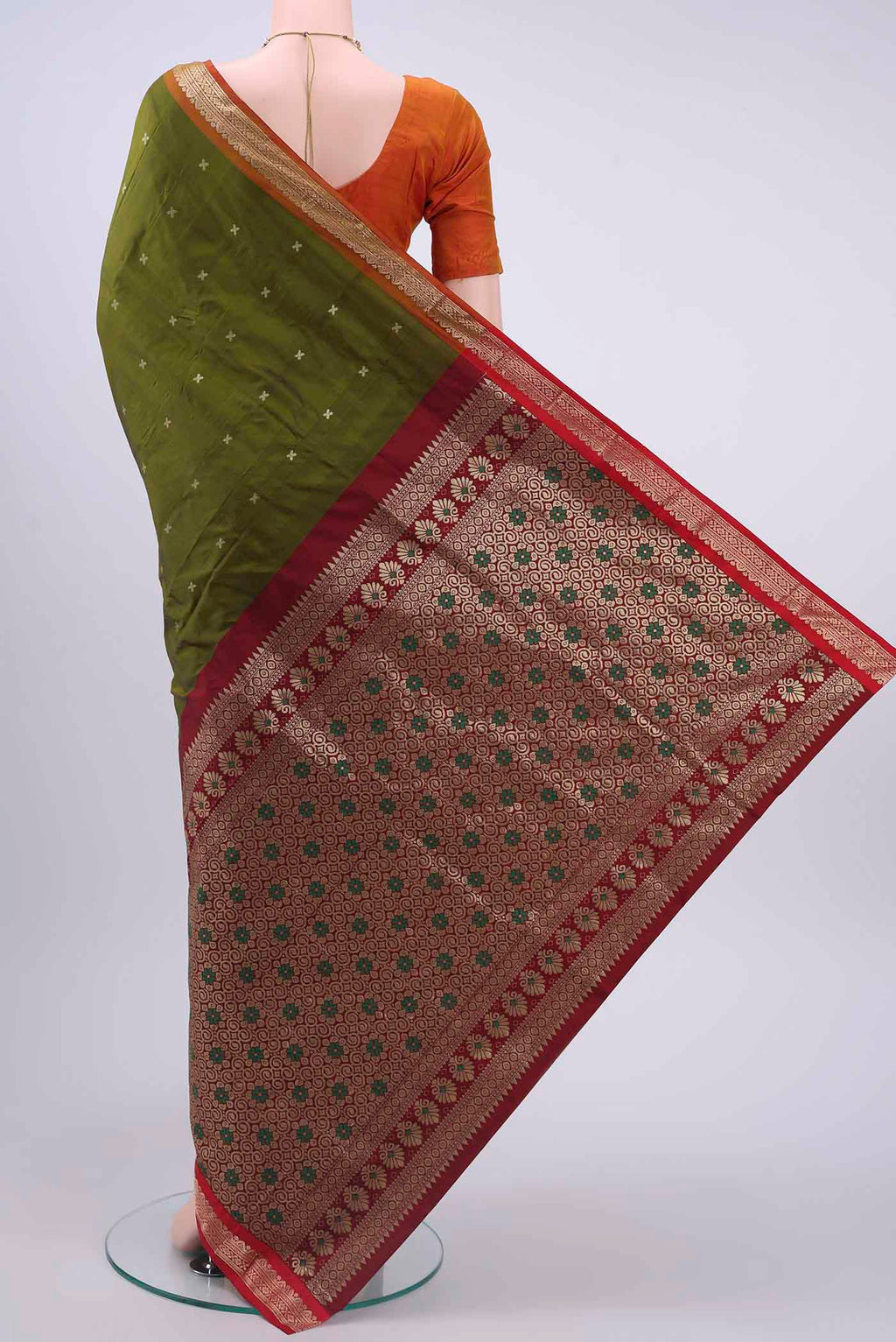 pallu body