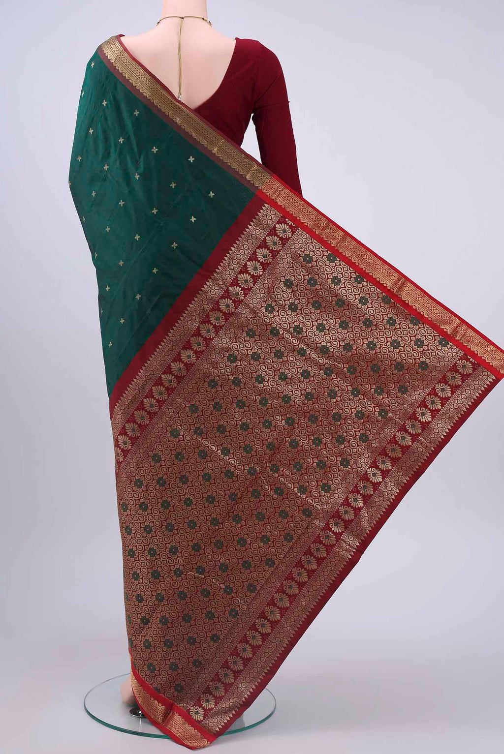 pallu body