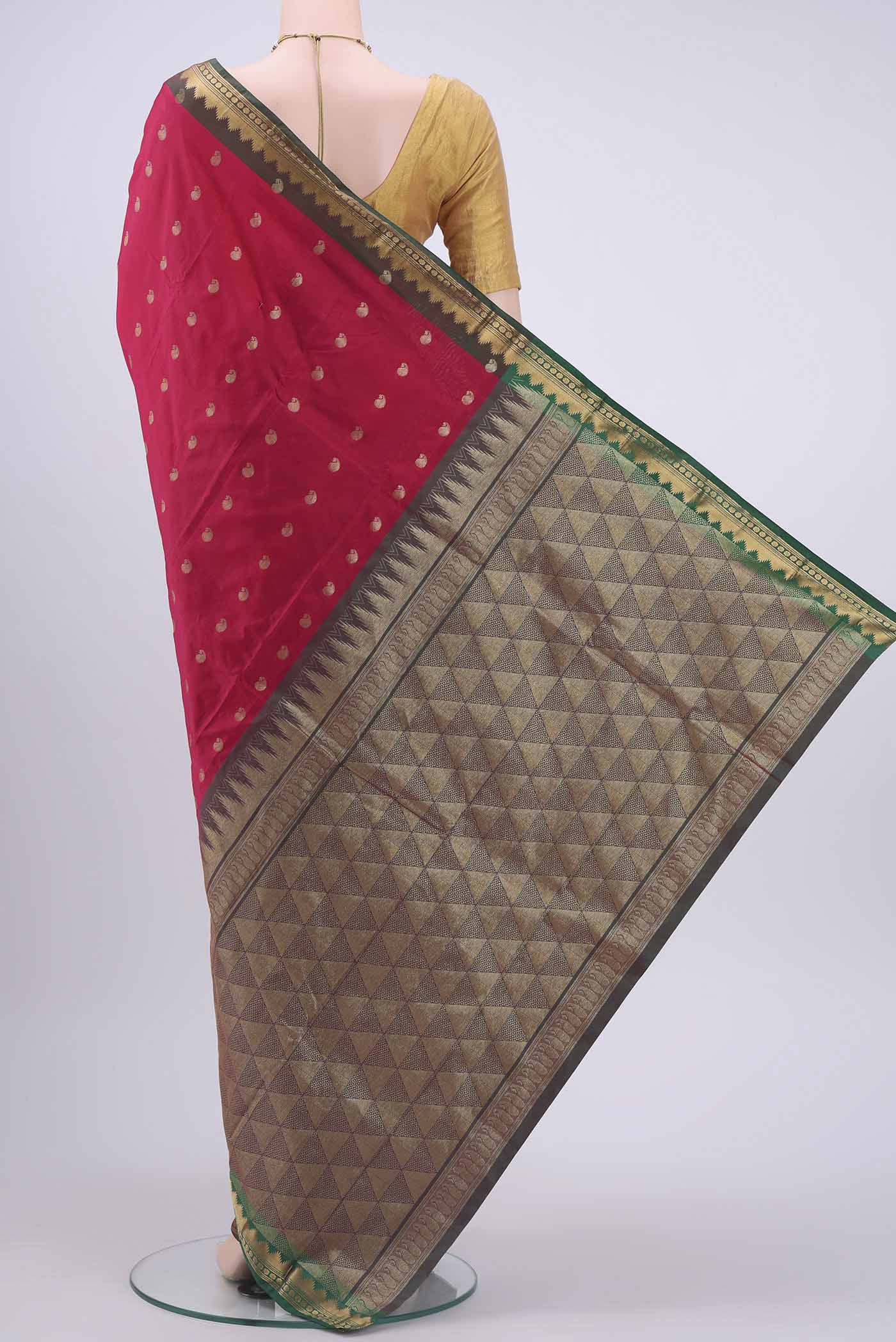 pallu body