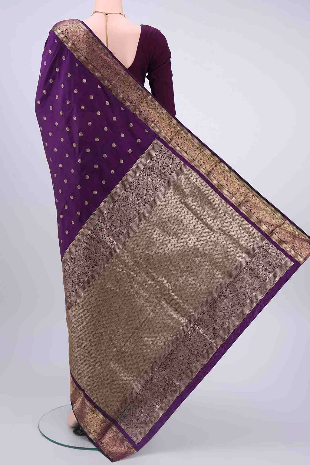 pallu body