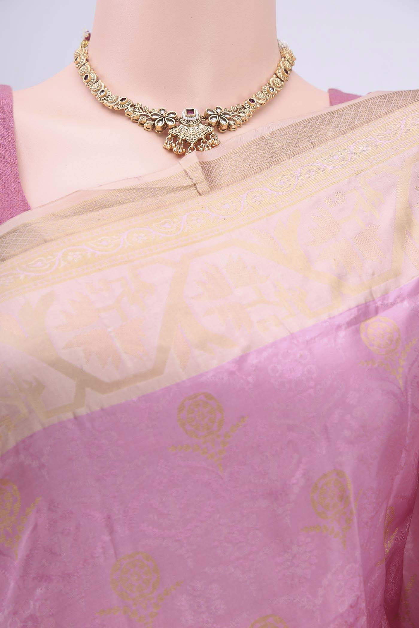 Border image of Rose Gold Soft Silk Saree with Jacquard design on the body and Zari Border