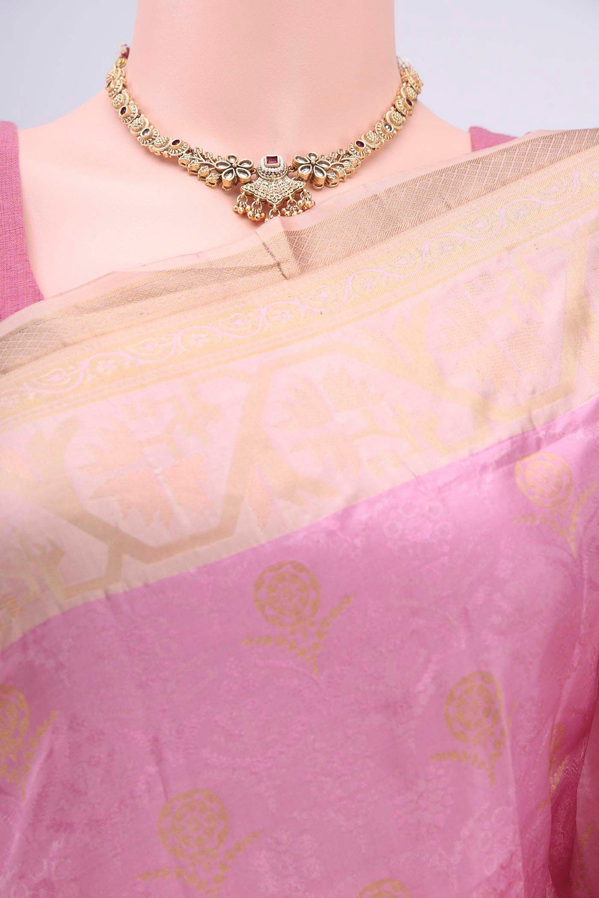Border image of Rose Gold Soft Silk Saree with Jacquard design on the body and Zari Border