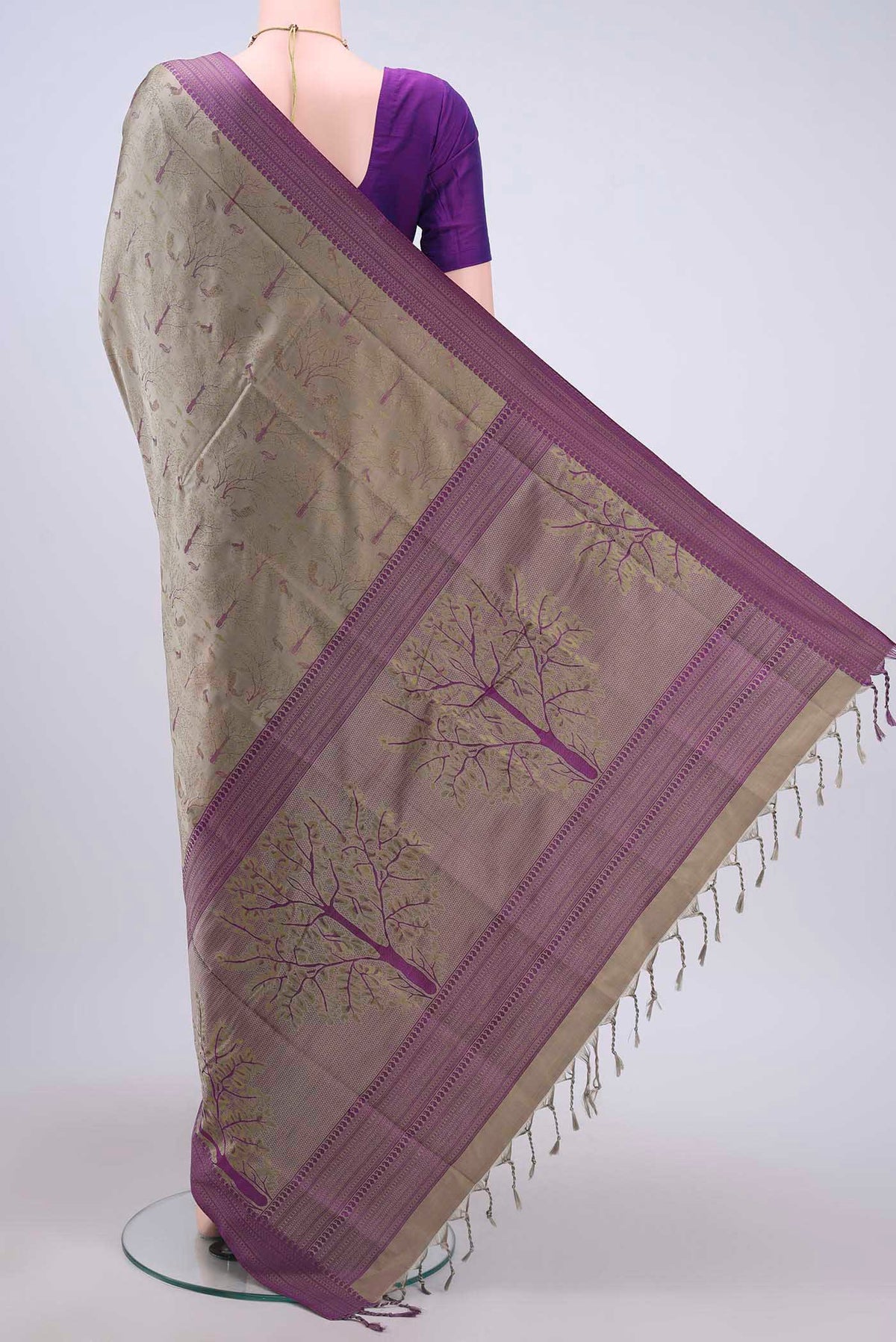 Flat view of Grey Soft Silk Saree with Jacquard design on the body and Thread Border
