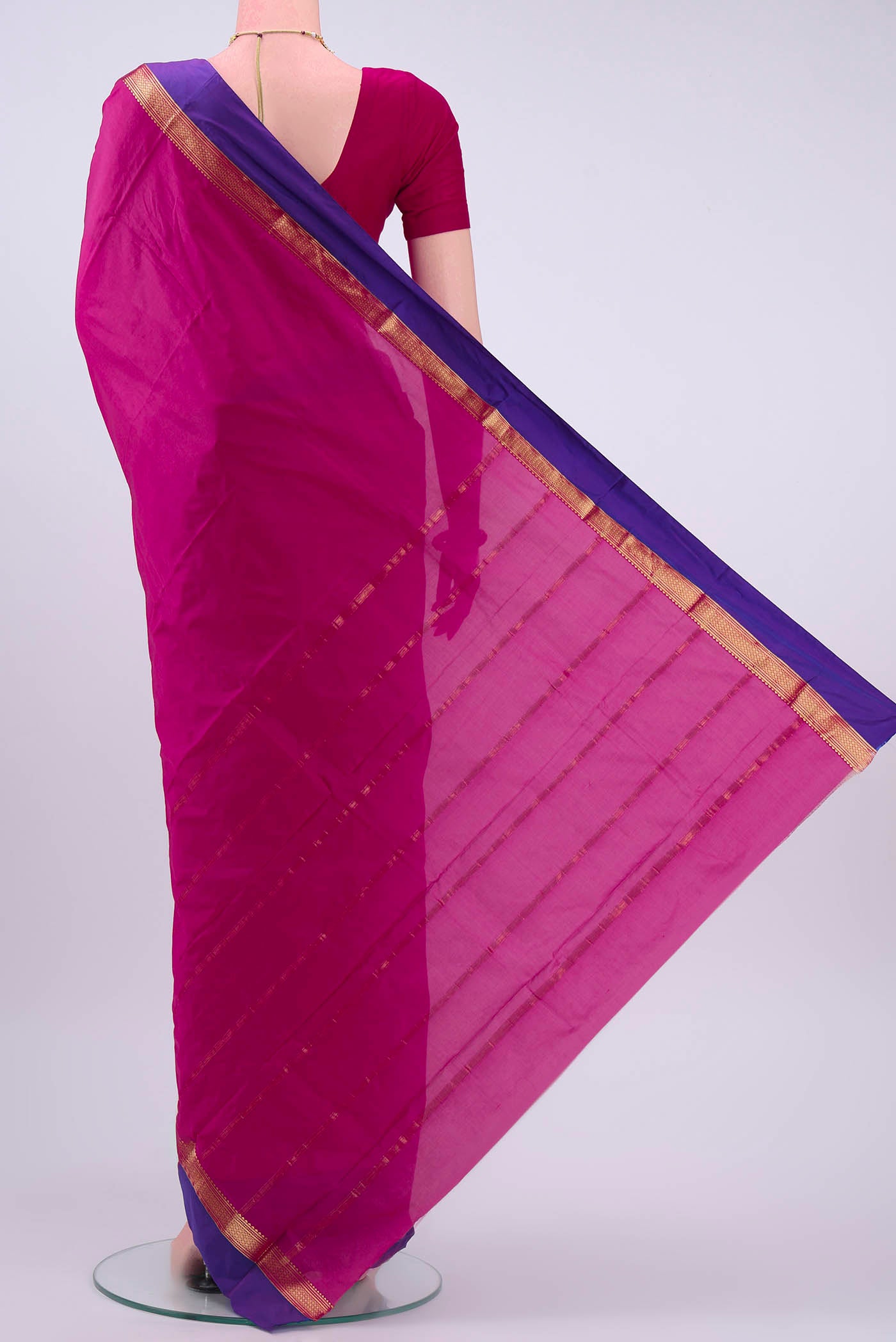 pallu body