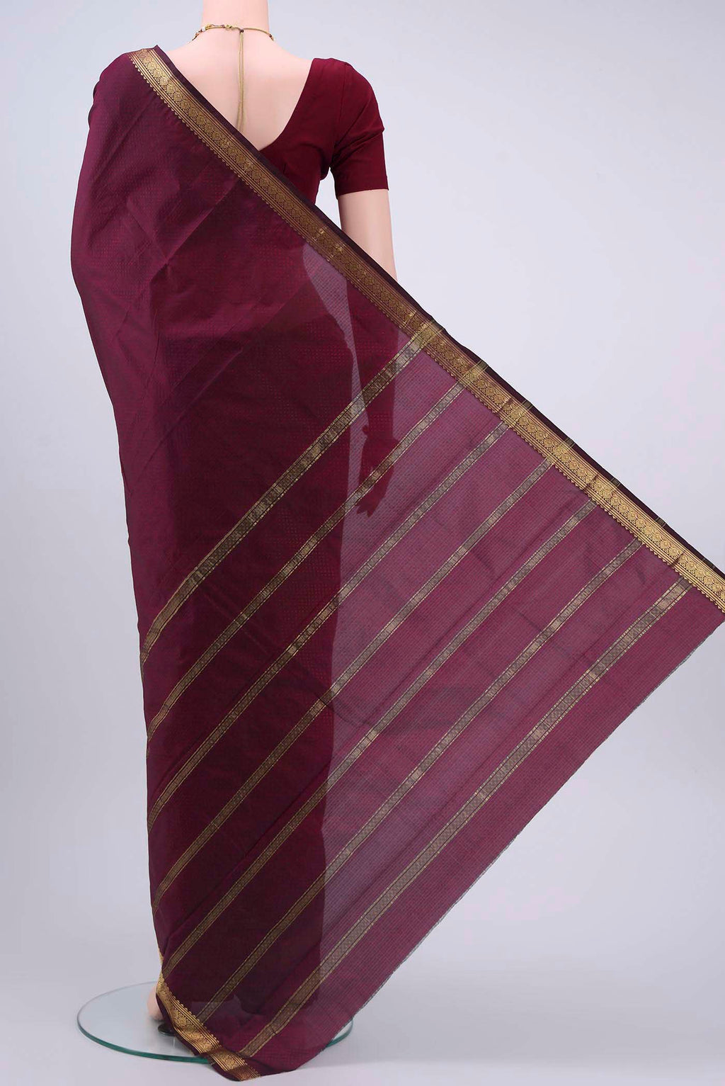 pallu body