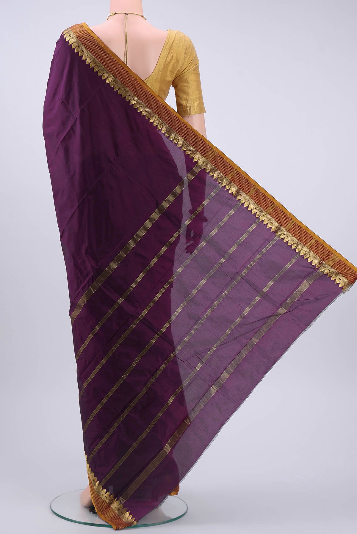 pallu body