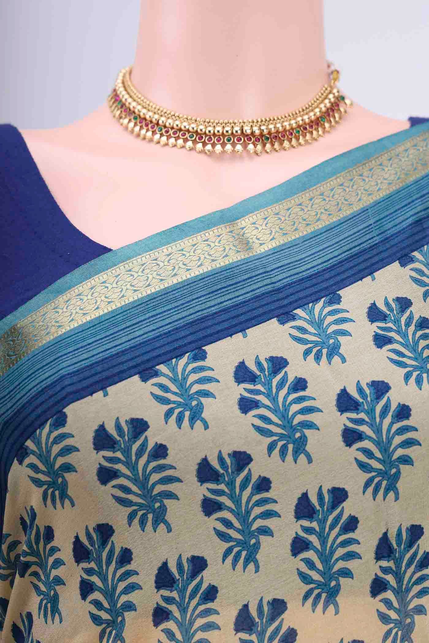 Border image of Beige Mysore Crepe Saree with Floral Print on the body and Printed Border