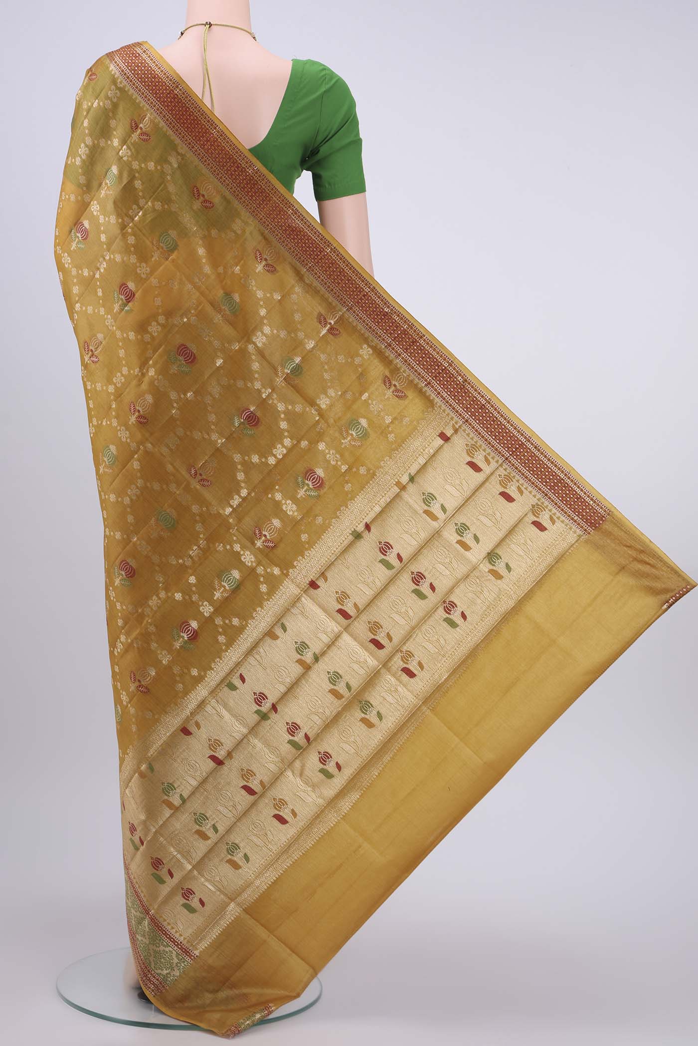 pallu body