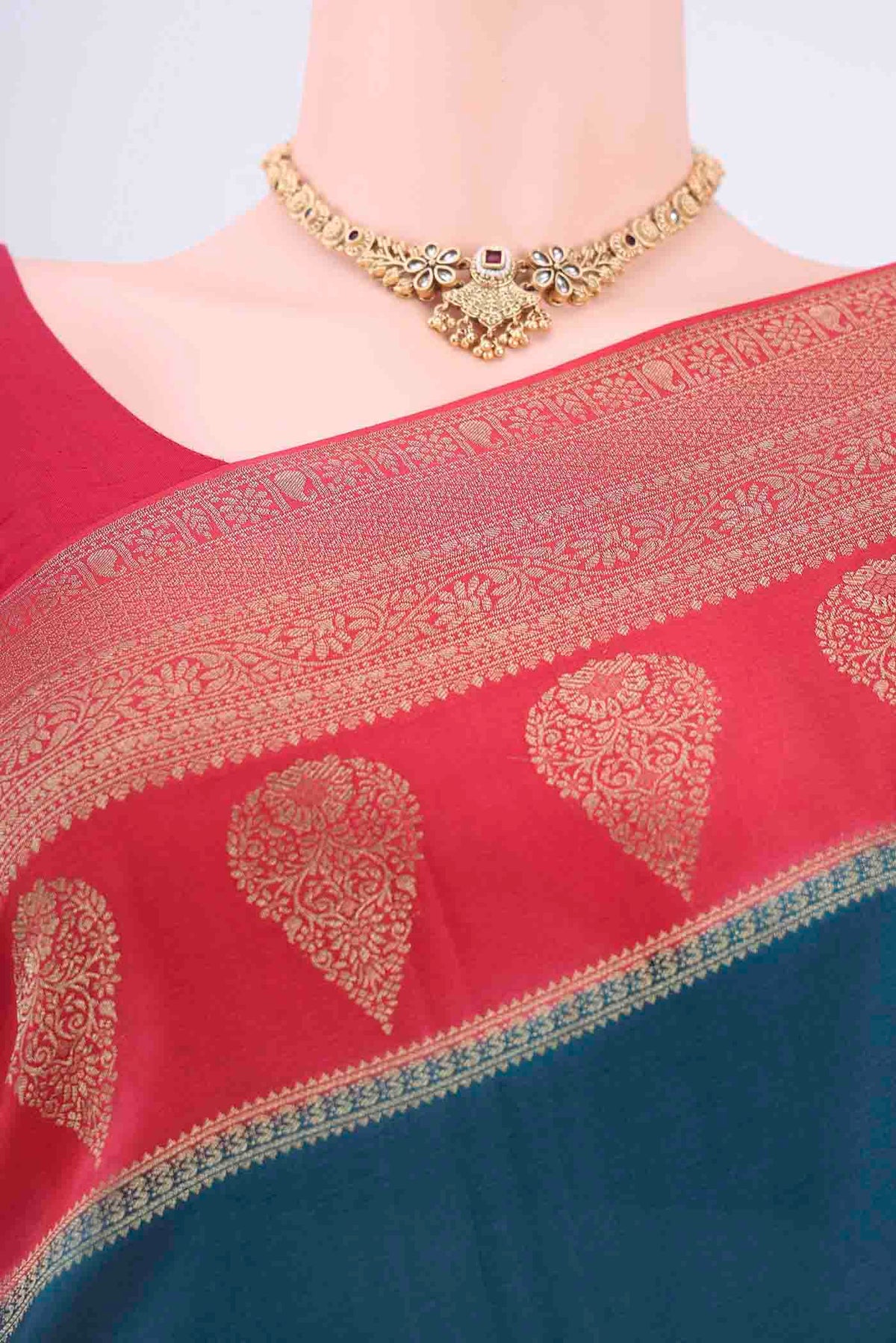 Border image of Dark Blue Mysore Crepe Saree with Plain Body and Zari Border