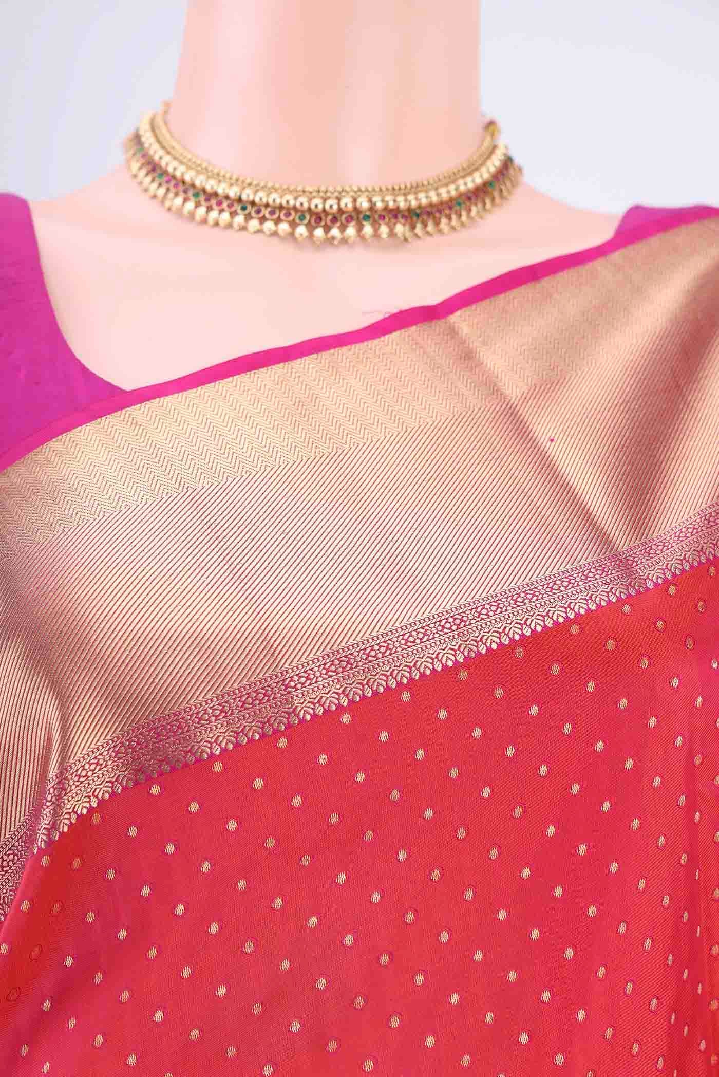 Border image of Pure Silk Pure Zari Dark Pink Soft Saree with Zari Butta on the body and Zari Border