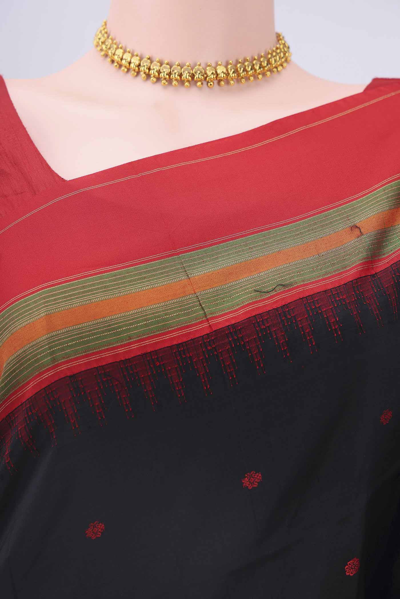 Border image of Black Bangalore Silk - kadyal Saree with Thread Butta on the body and Temple Border