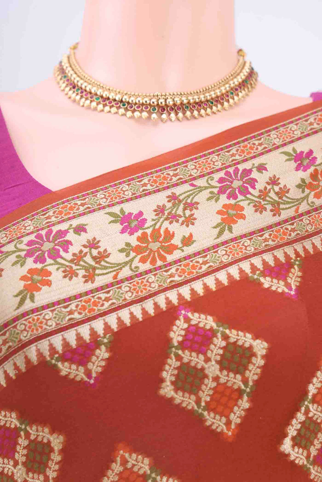 Border image of Brown Banarasi Georgette Saree with Thread Butta on the body and Thread Border