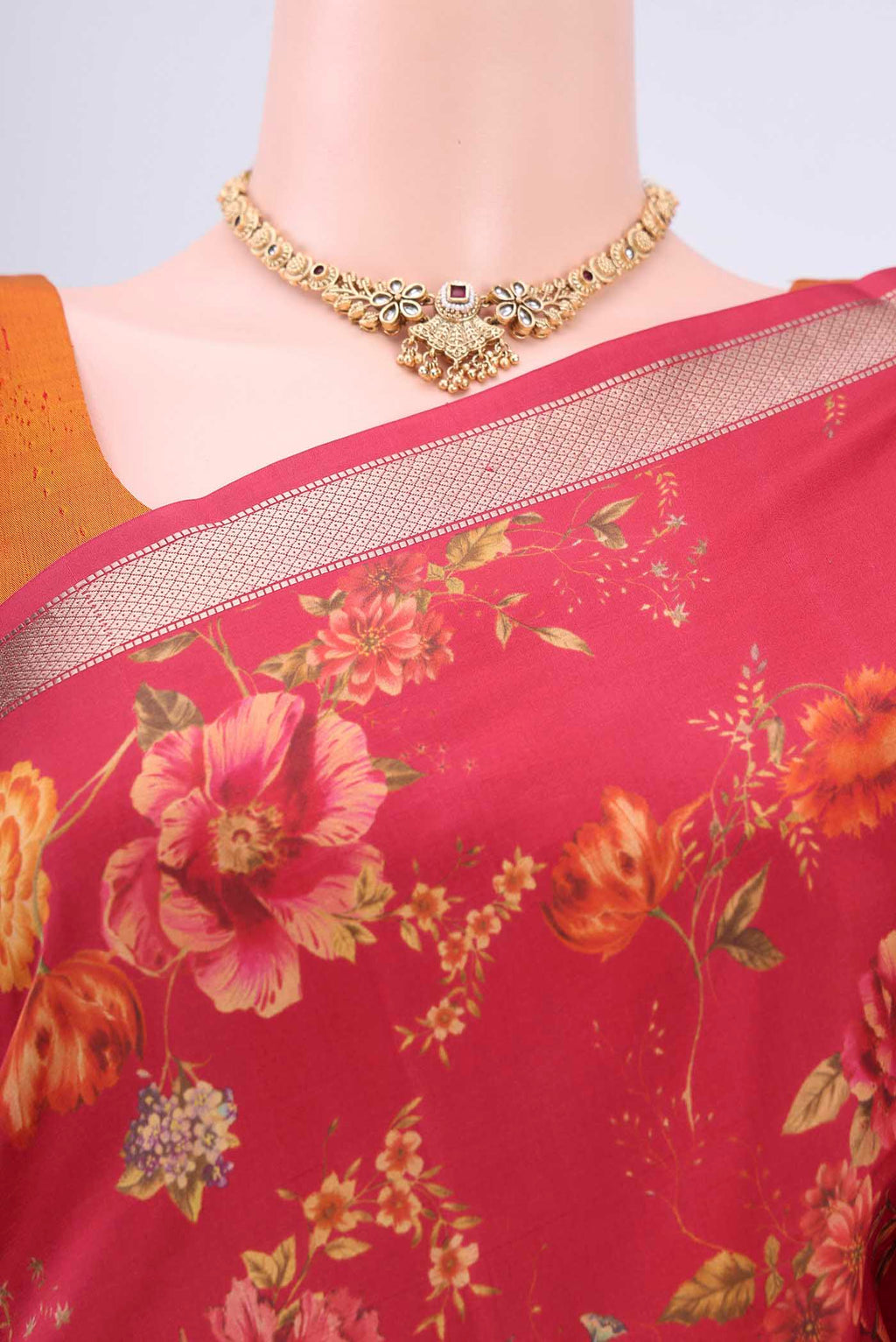 Border image of Imperial Red Printed Silk Saree with Floral Print on the body and Zari Border. 