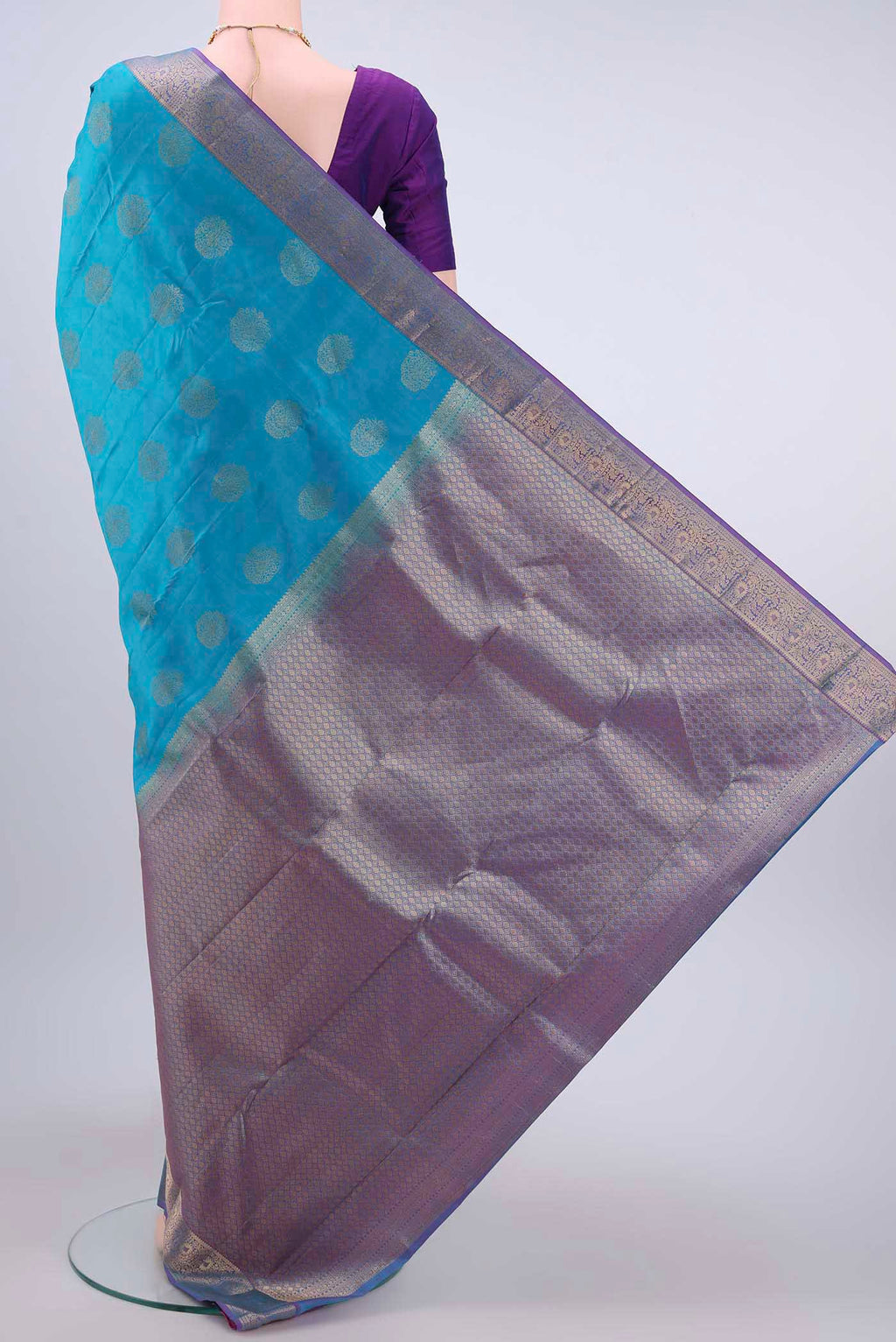 Flat view of Electric Blue Dual Tone Nangavalli Silk [ Salem ] Saree with Zari Butta on the body and Zari Border