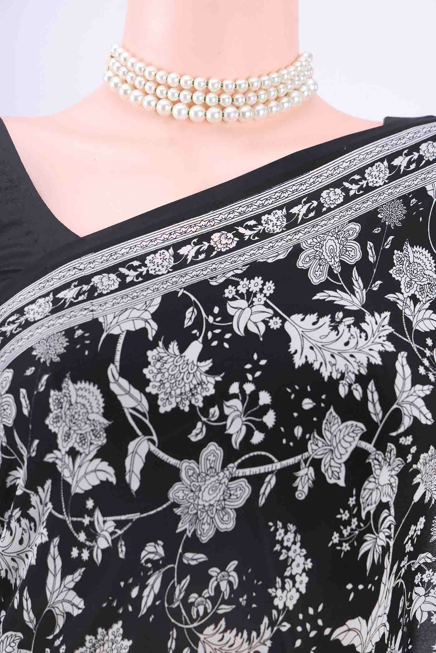 Border image of Black Mysore Crepe Saree with Floral Print on the body and Printed Border