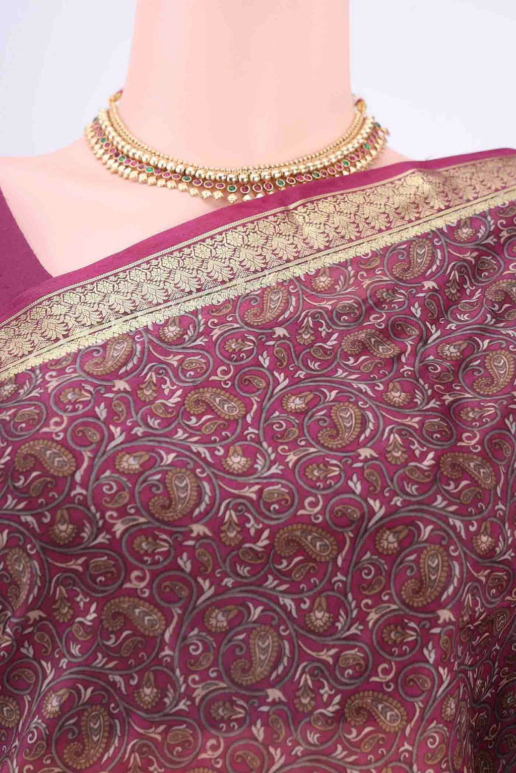 Border image of Magenta Printed Silk Saree with Floral Print on the body and Zari Border