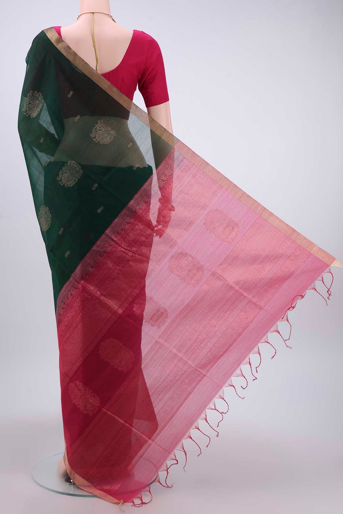 pallu body