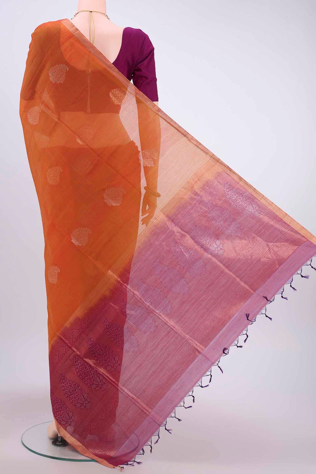 pallu body