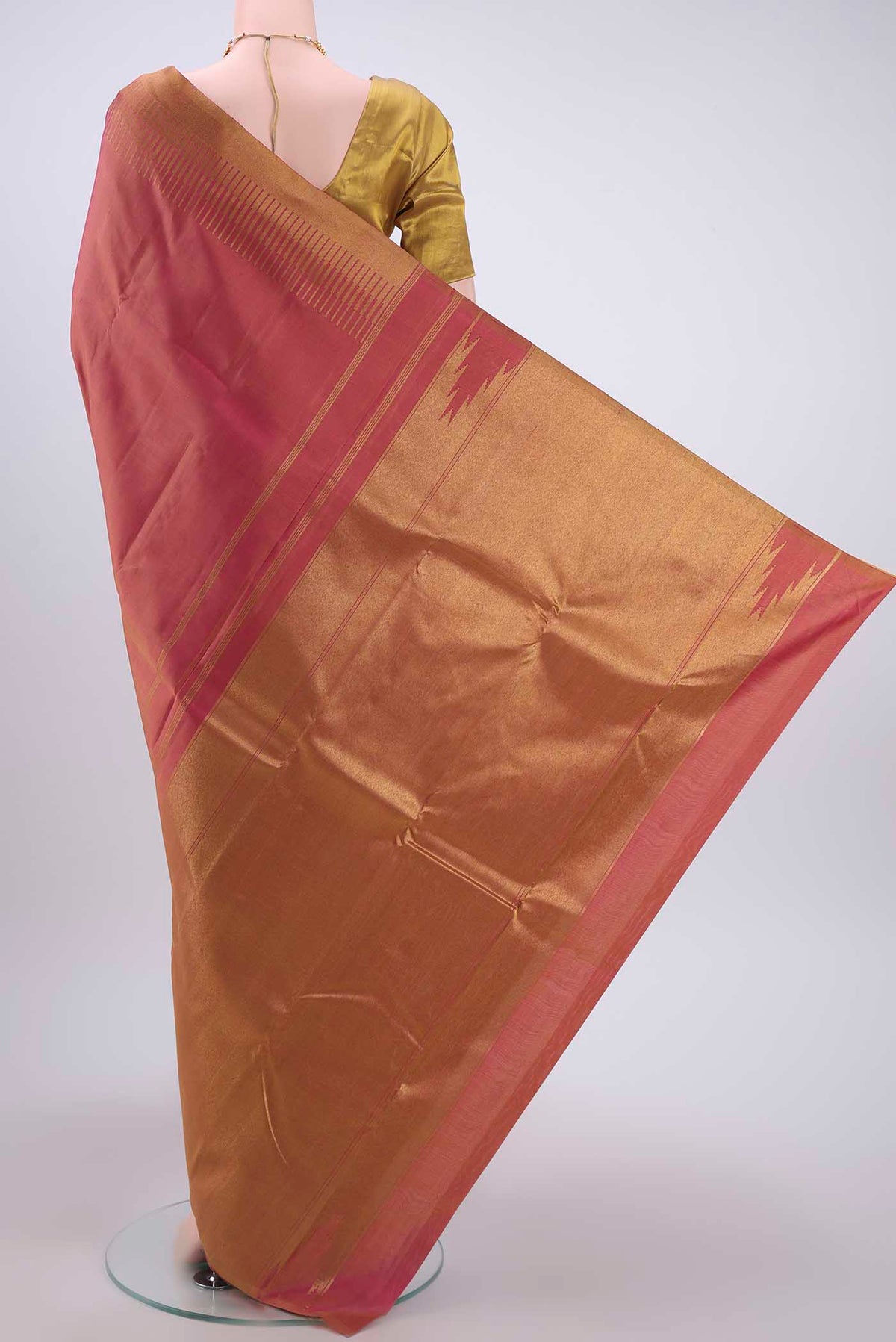 Flat view of Pure Silk Pure Zari Pink Dual Tone Kanchipuram Saree with Zari Brocade on the body and Zari Border