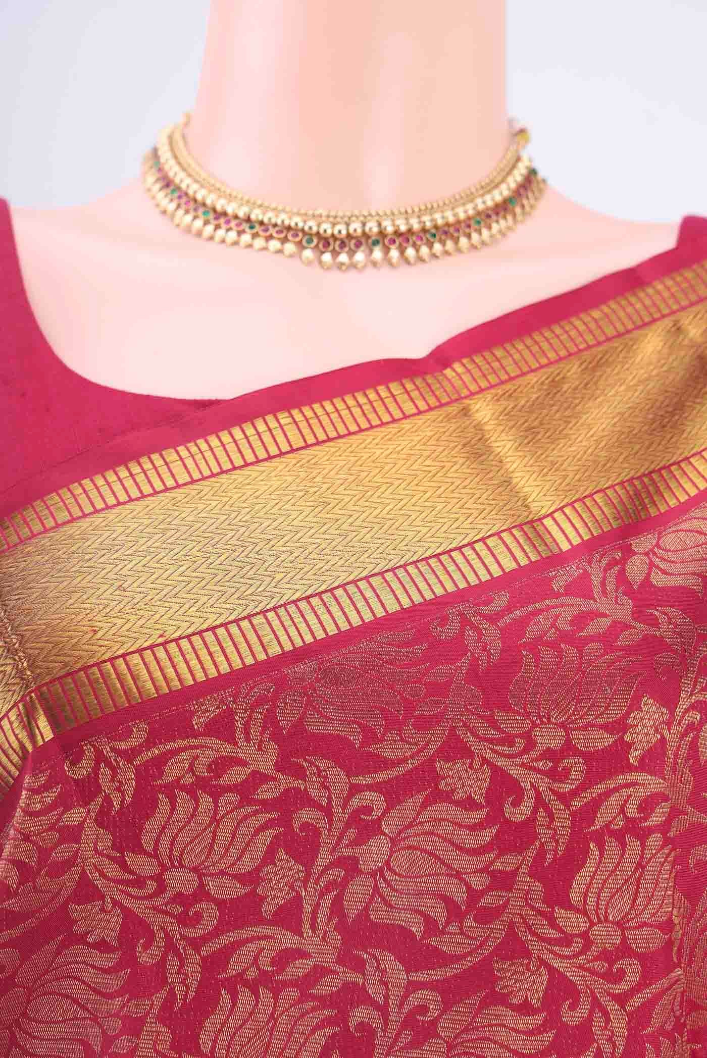 Border image of Pure Silk Pure Zari Maroon Kanchipuram Saree with Zari Brocade on the body and Zari Border
