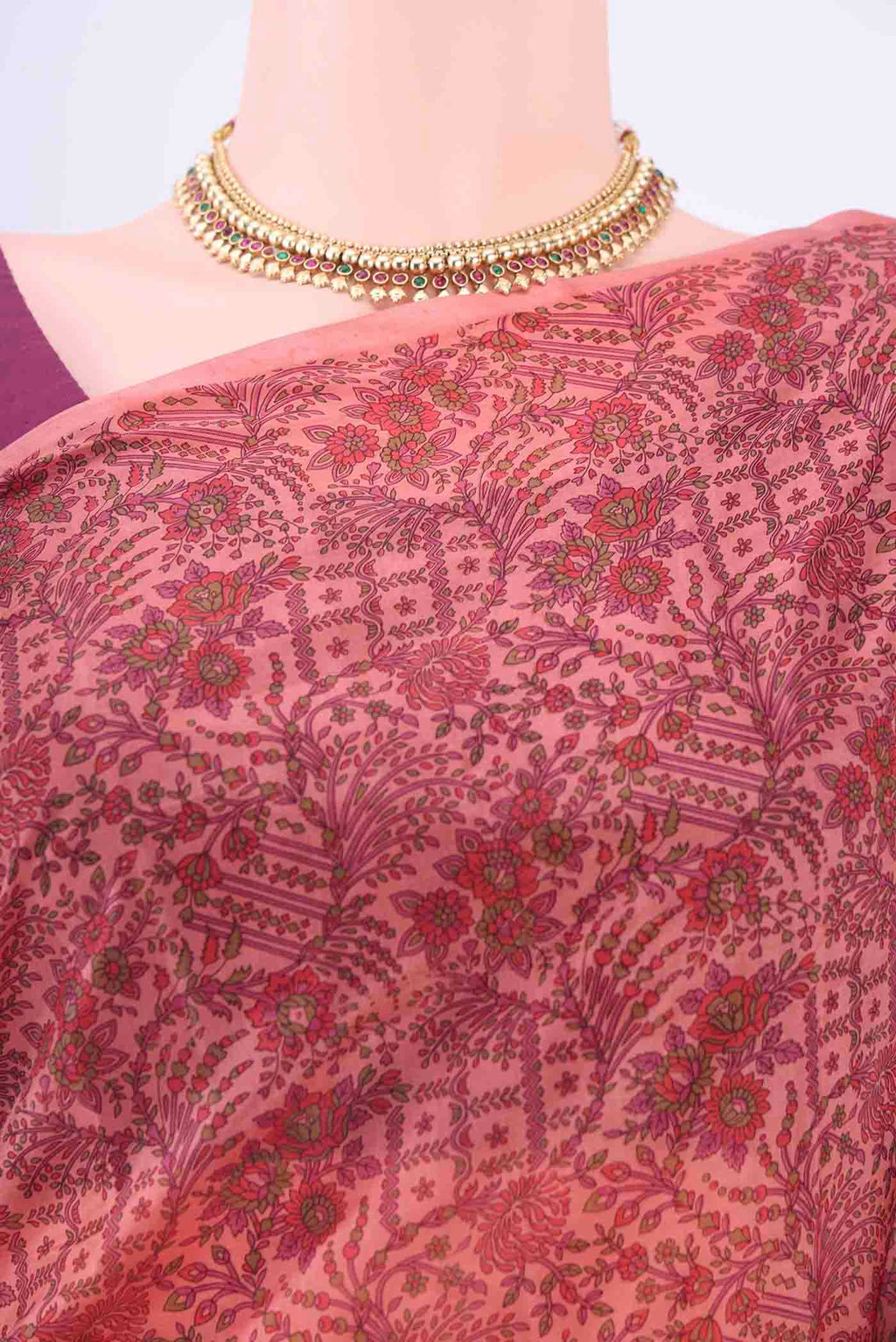 Border image of Peach Printed Silk Saree with Floral Print on the body and Without Border