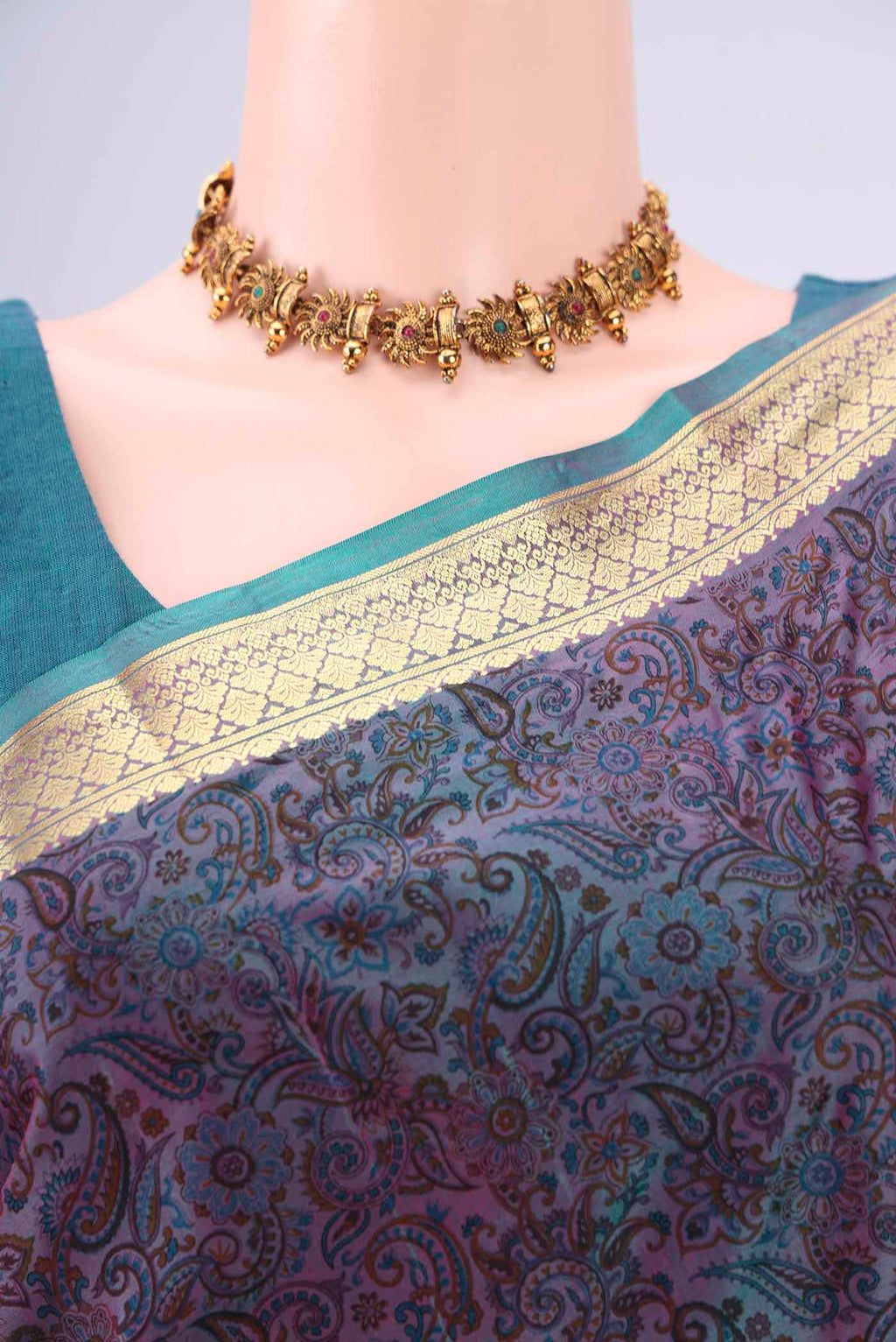 Border image of Purple Dual Tone Printed Silk Saree with Printed design on the body and Zari Border. 