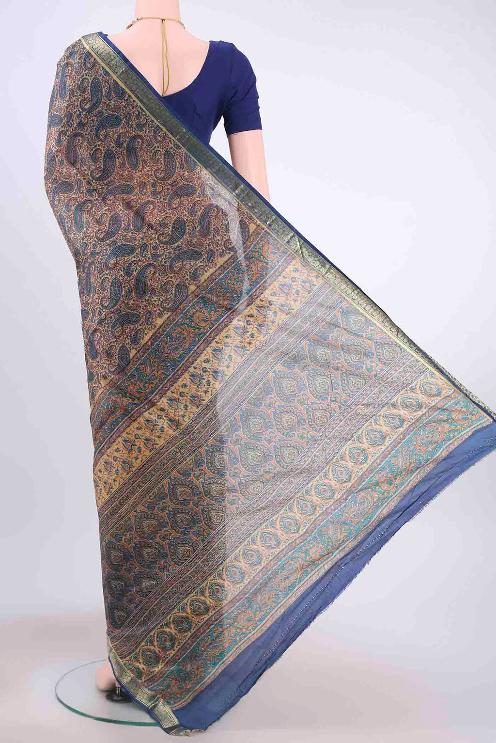 pallu body