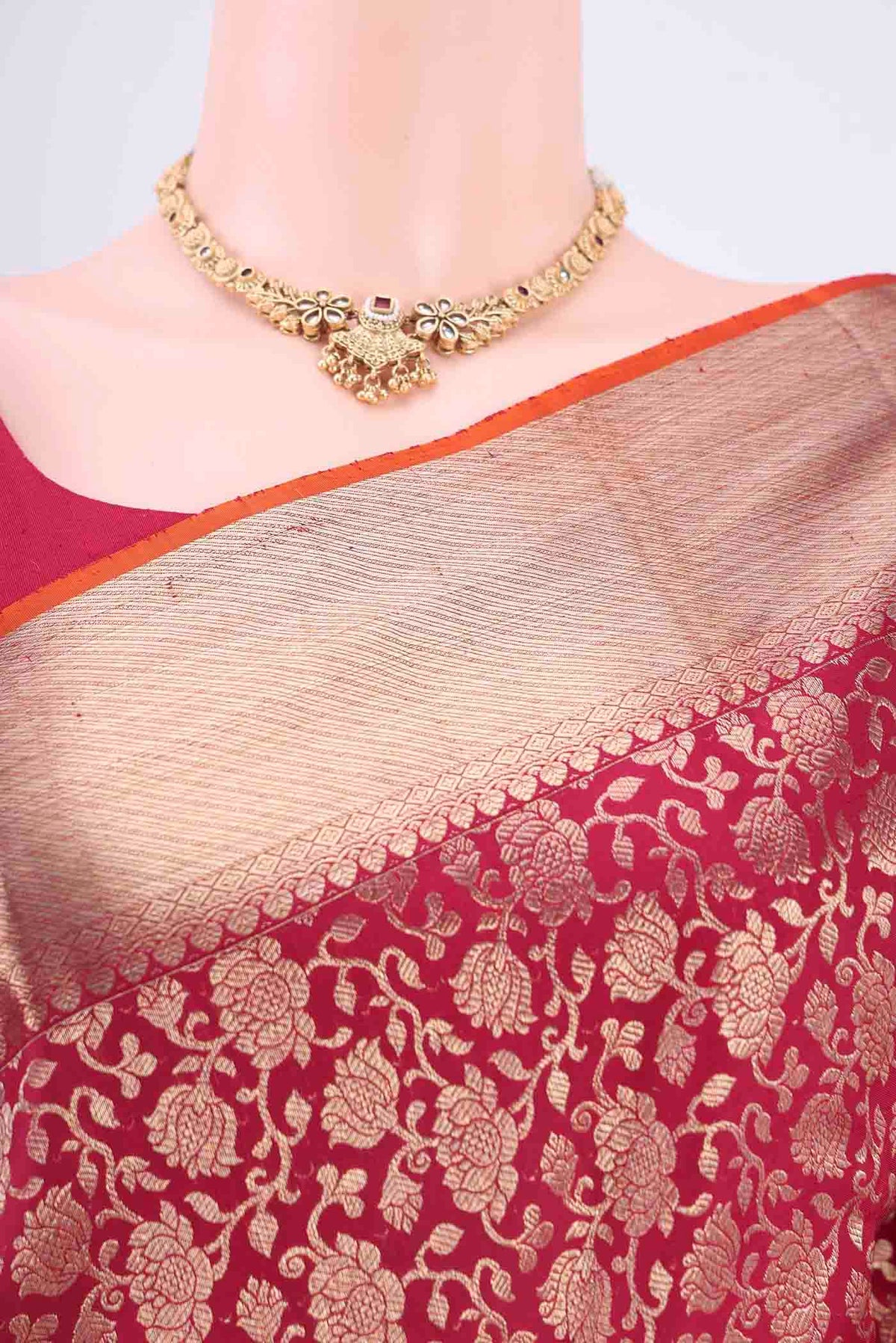 Border image of Maroon Kanchipuram Silk Saree with Zari Brocade on the body and Zari Border