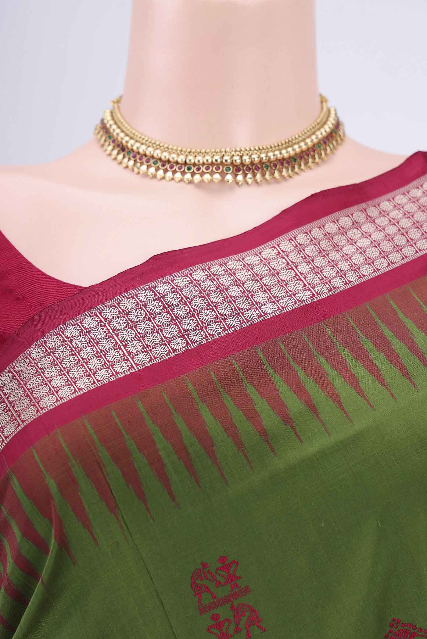 Border image of Mehandi Green Orissa Silk Saree with Thread Butta on the body and Thread Border. 