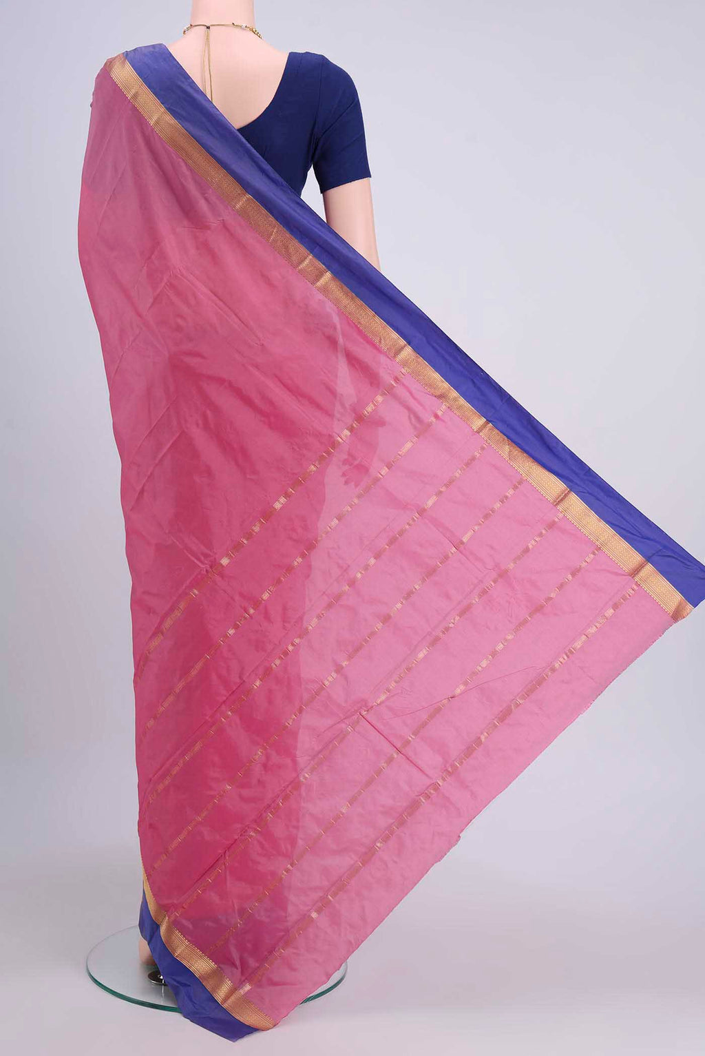 Flat view of Rose pink Dual Tone Blended Bangalore Silk Saree with Plain Body and Zari Border