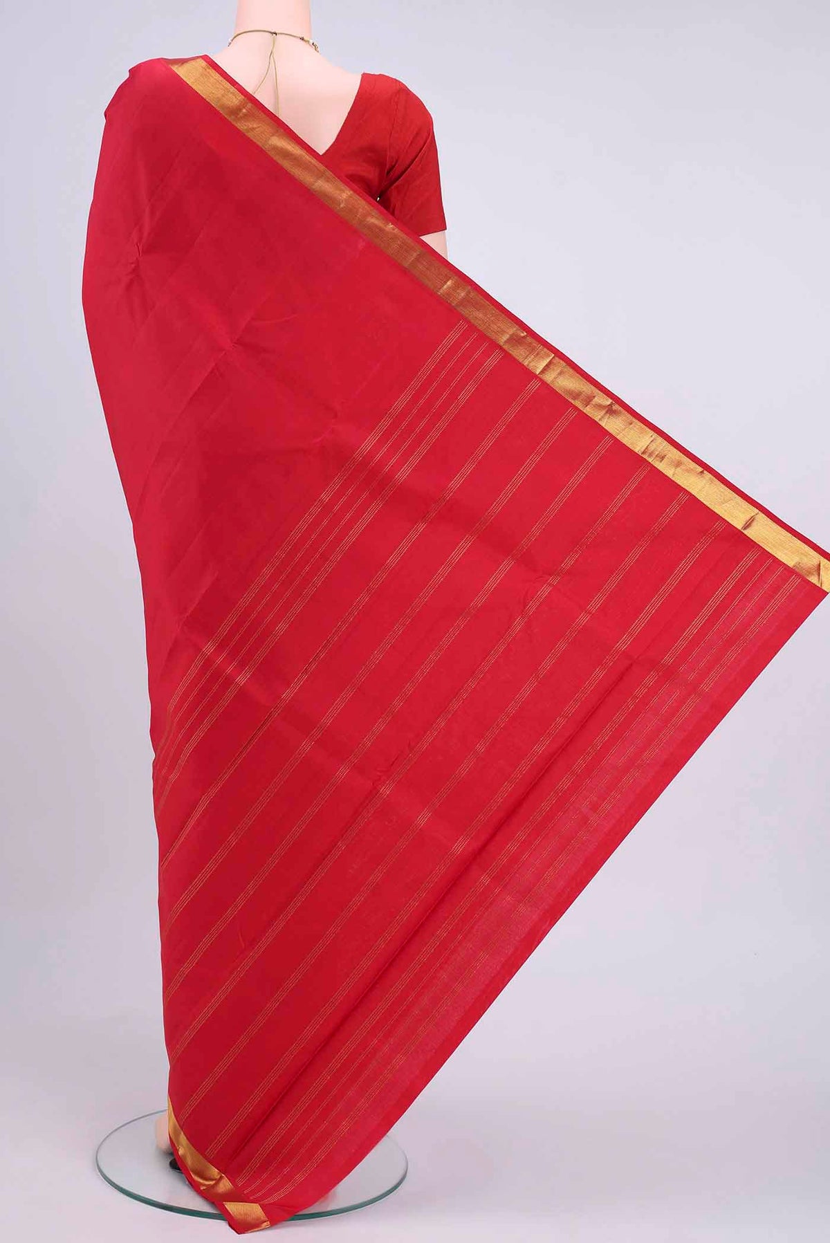 Flat view of Red Kanchipuram Saree with Plain Body and Zari Border