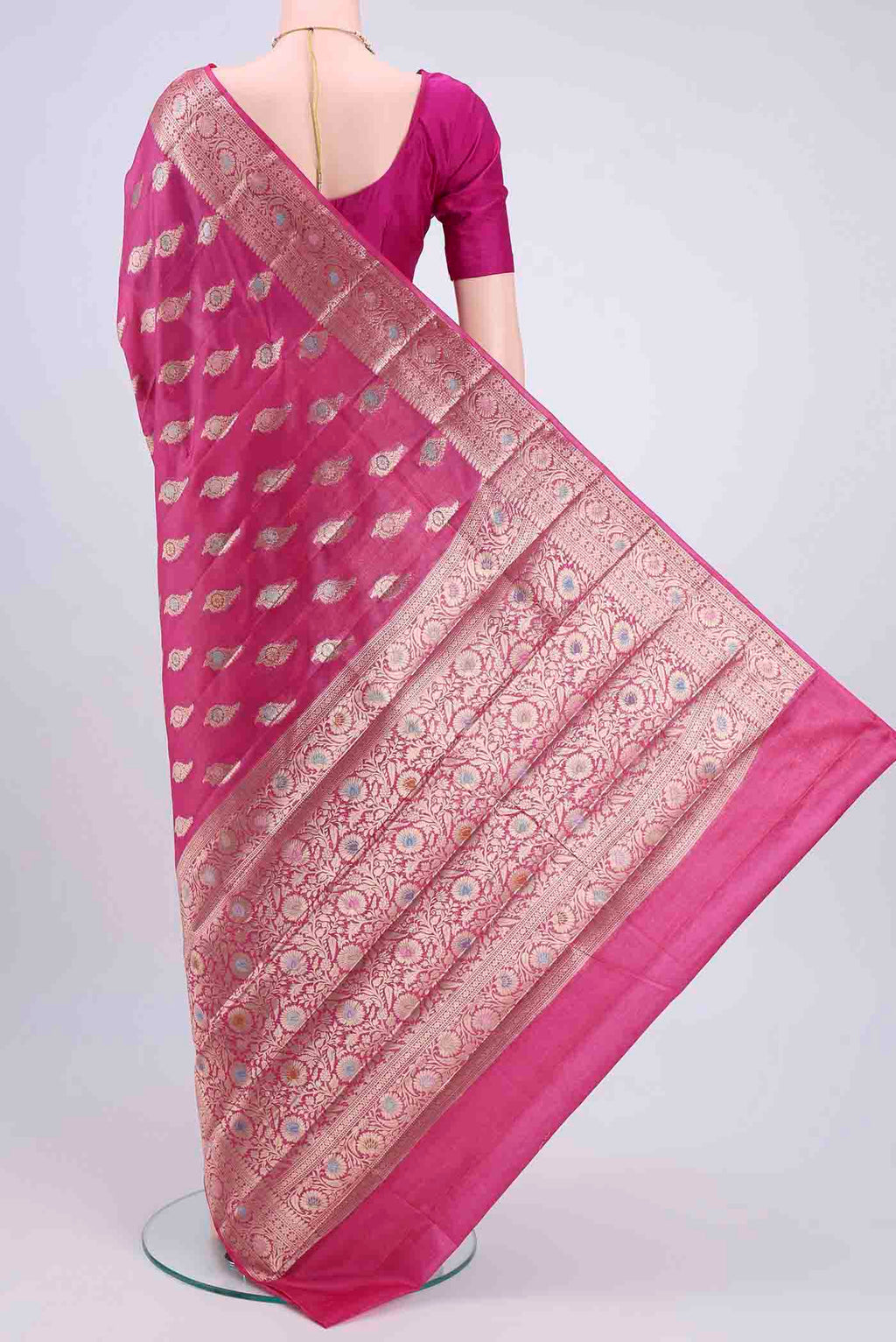 pallu body