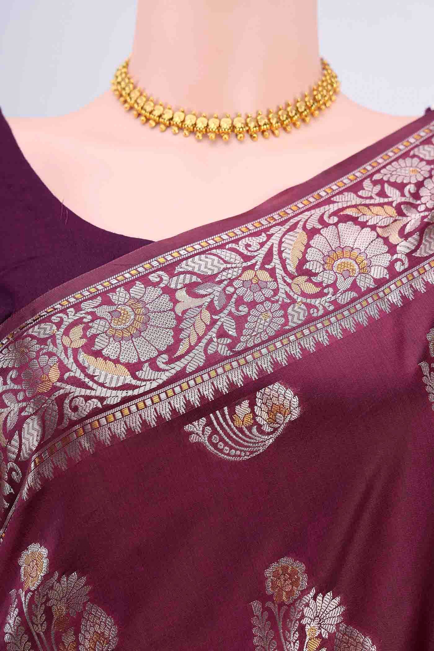 Border image of Dark Mauve Banarasi Raw Silk Saree with Zari Butta on the body and Zari Border