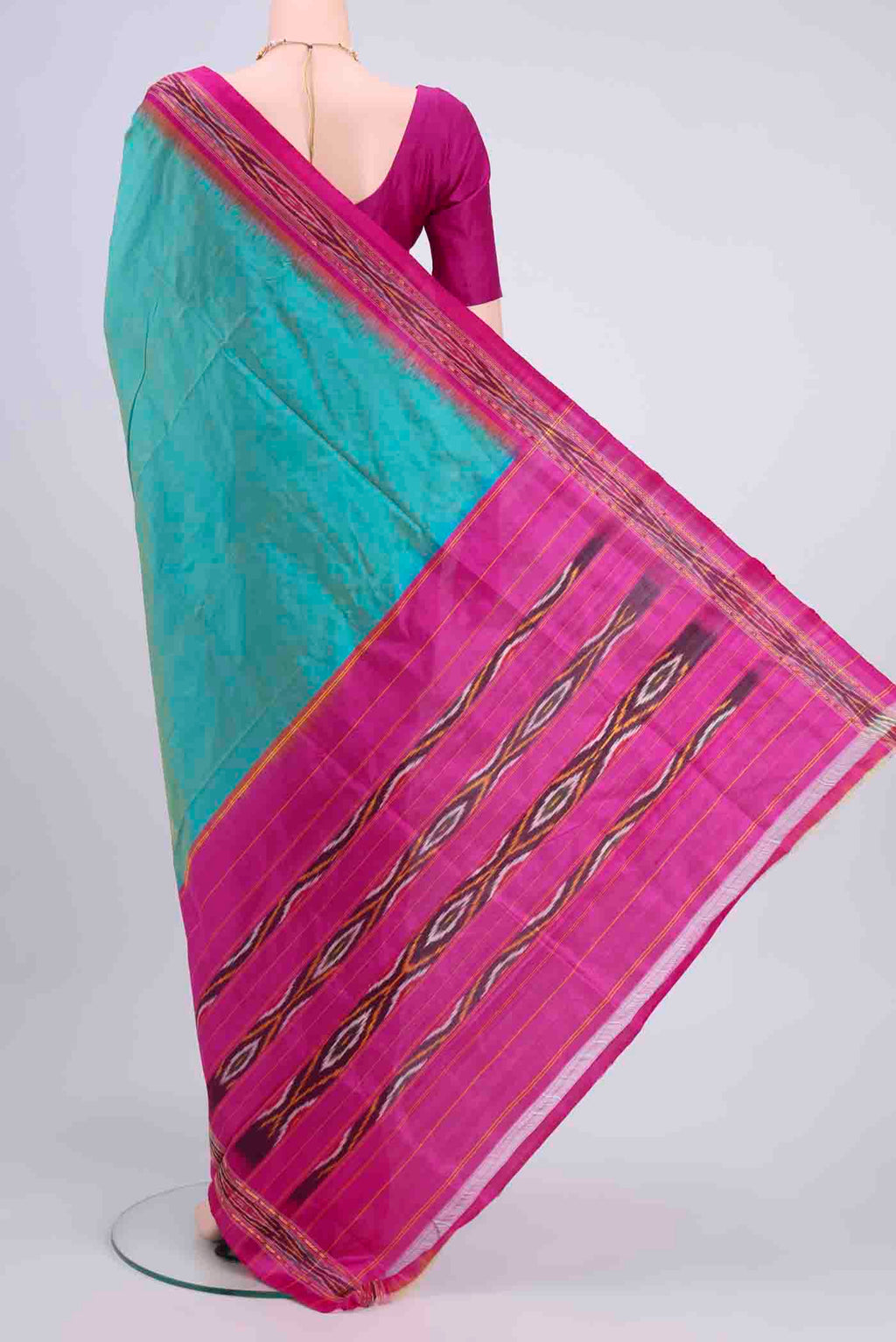 pallu body