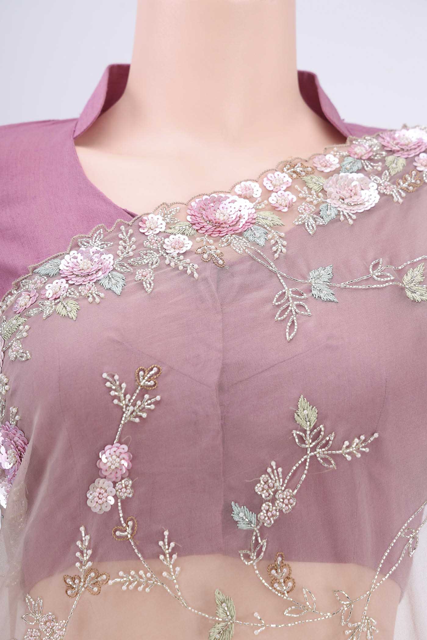 Border image of Dark Beige Organza Silk Saree with Embroidery on the body and Embroidery Border. 