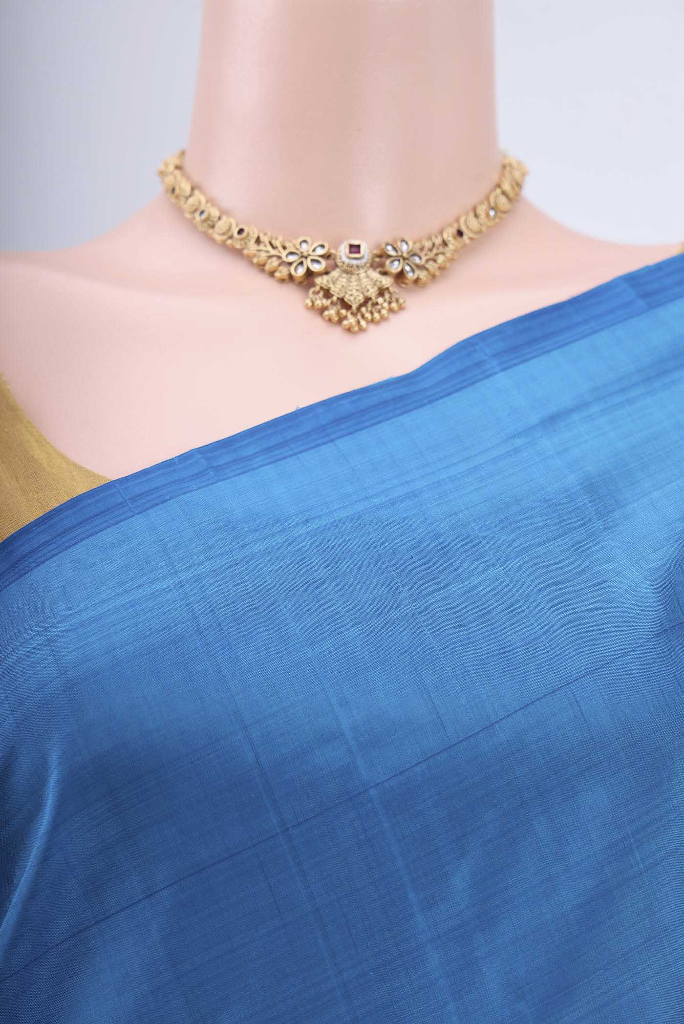Border image of Blue Kanjivaram Silk Saree with Zari Butta on the body and One Side Border. 