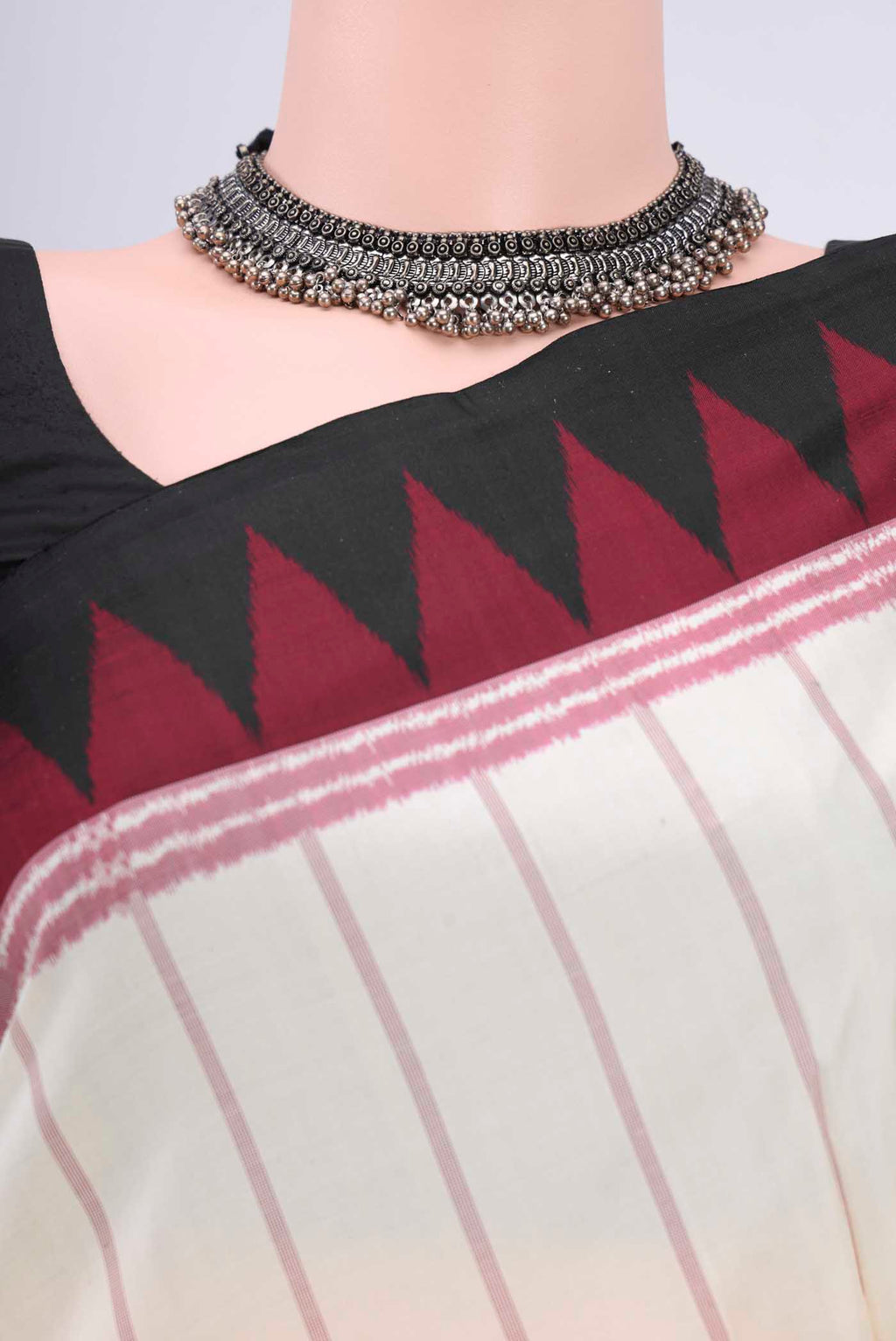 Border image of Off White Pochampally Saree with Plain Body and Ikat Border