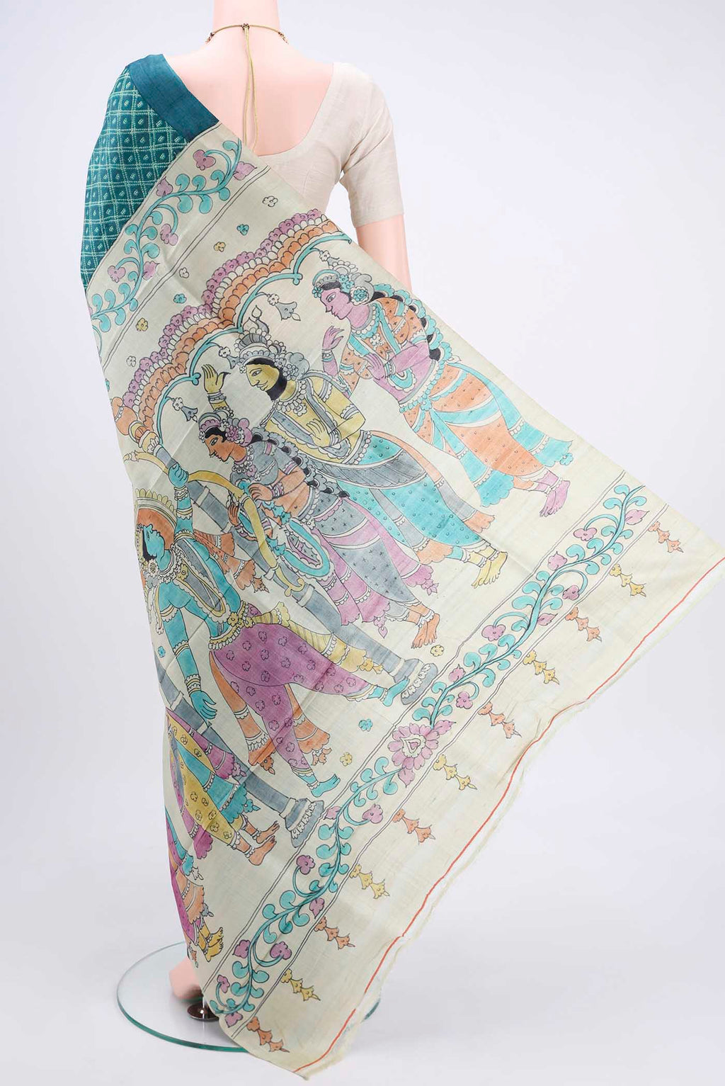 Flat view of Sea Green Printed Silk Saree with Floral Print on the body and Without Border. 