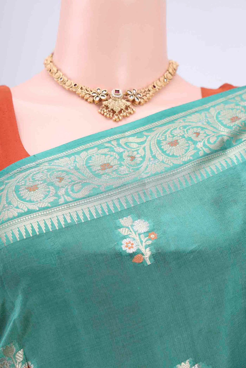Border image of Sea Green Banarasi Raw Silk Saree with Zari Brocade on the body and Zari Border. 