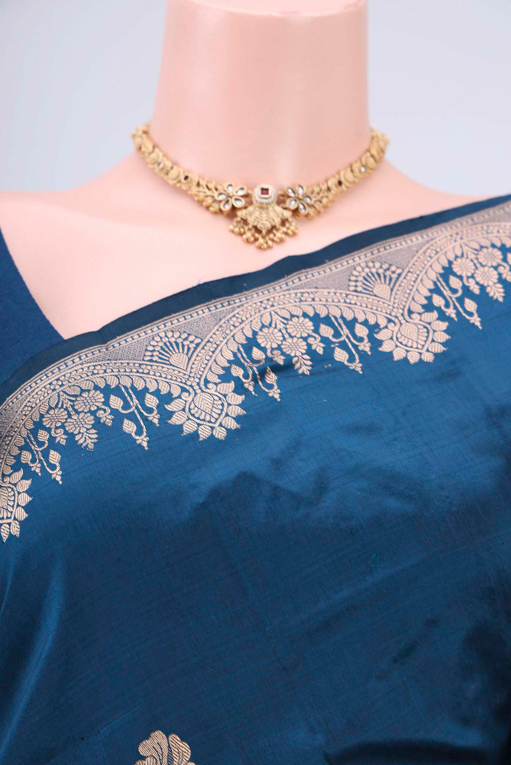 Border image of Blue Banarasi Katan Silk Saree with Zari Butta on the body and Zari Border. 