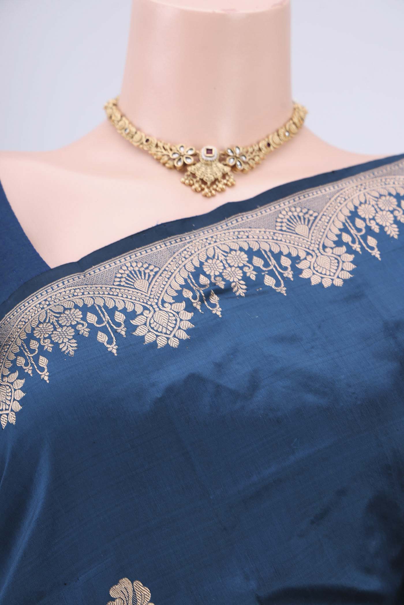 Border image of Blue Banarasi Katan Silk Saree with Zari Butta on the body and Zari Border. 