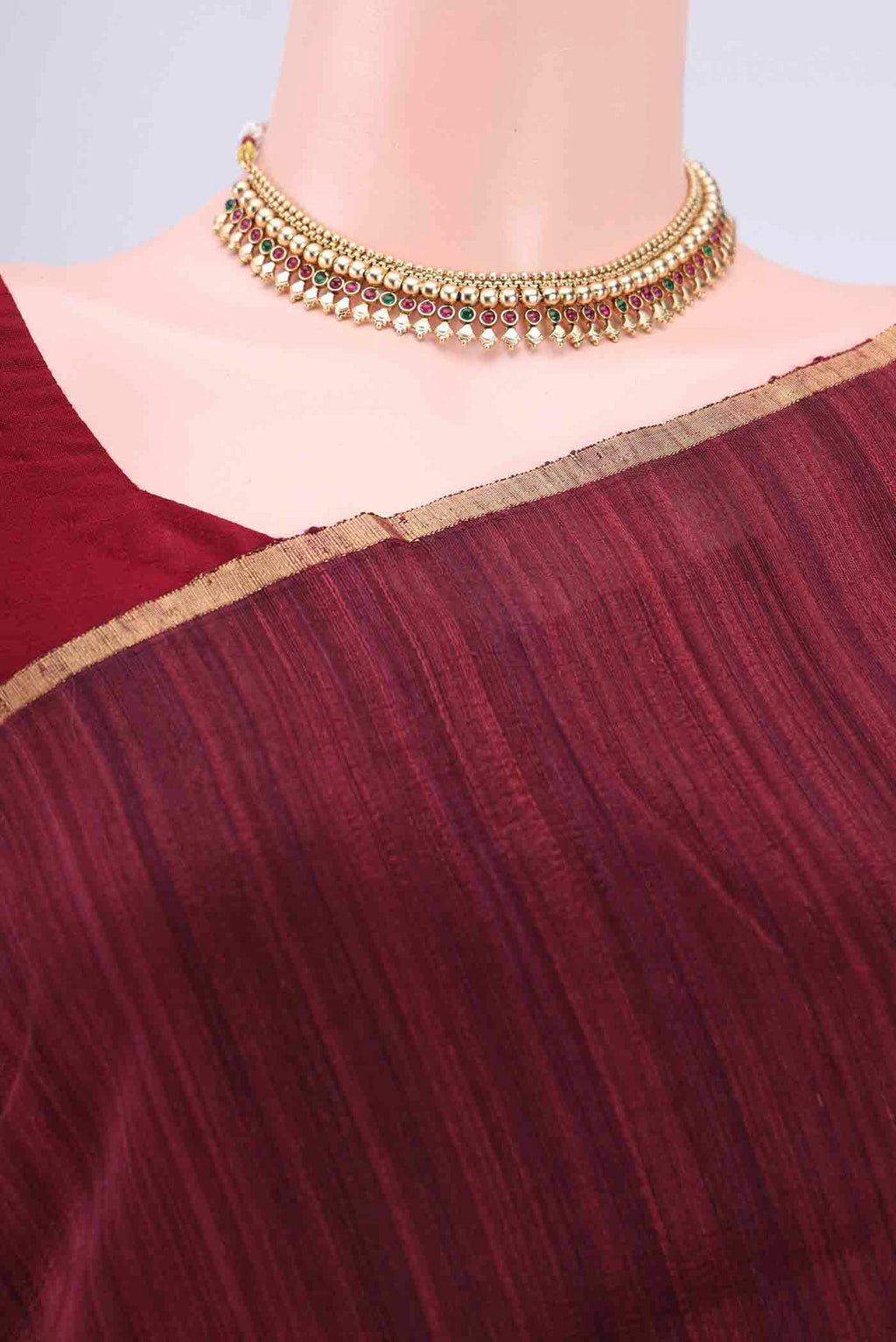 Border image of Multi Color Banarasi Tussar Silk Saree with Ombre design on the body and Thin Zari Line