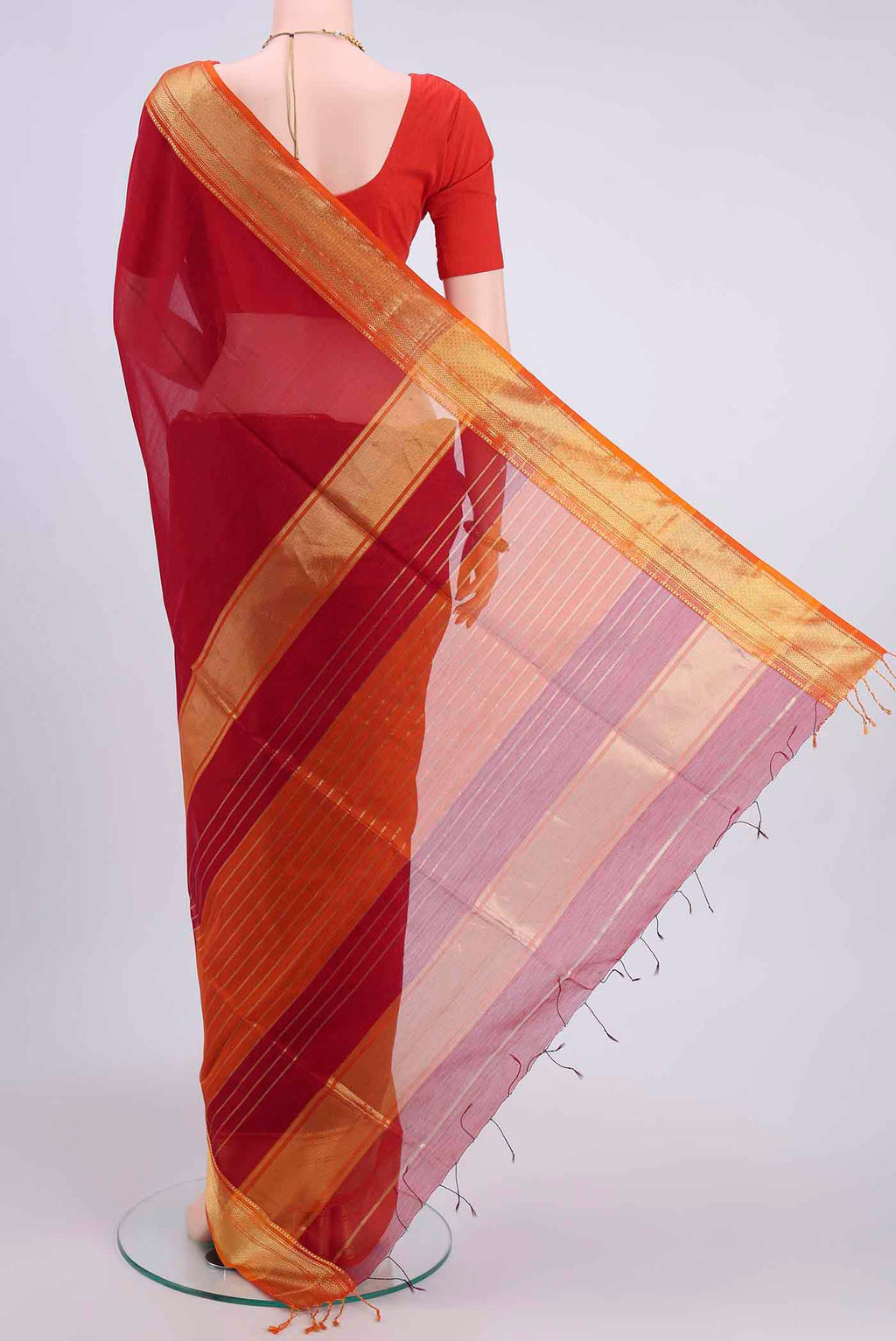 Flat view of Maroon Maheshwari Silk Cotton Saree with Plain Body and Zari Border